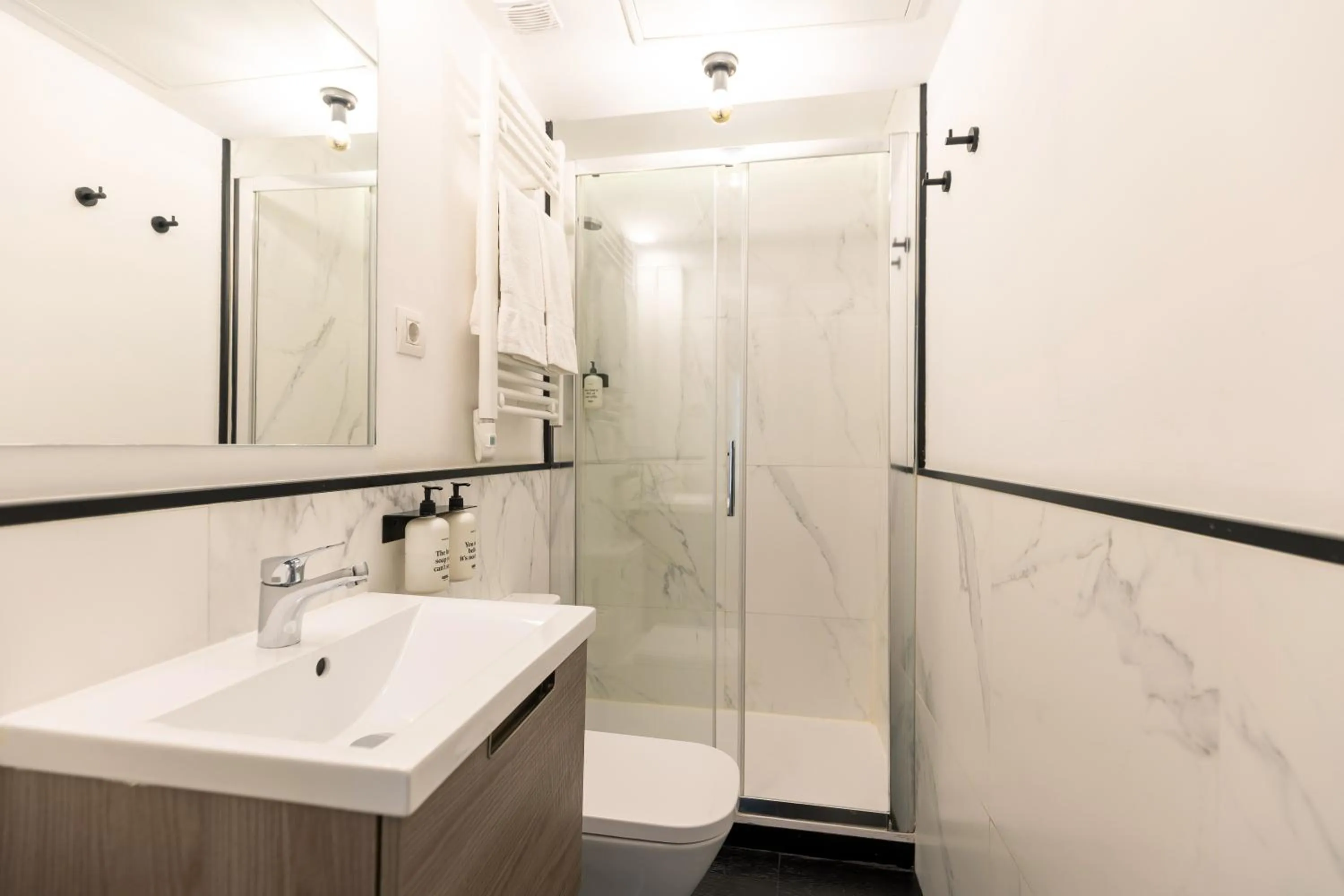 Bathroom in Colectia Stays Atocha