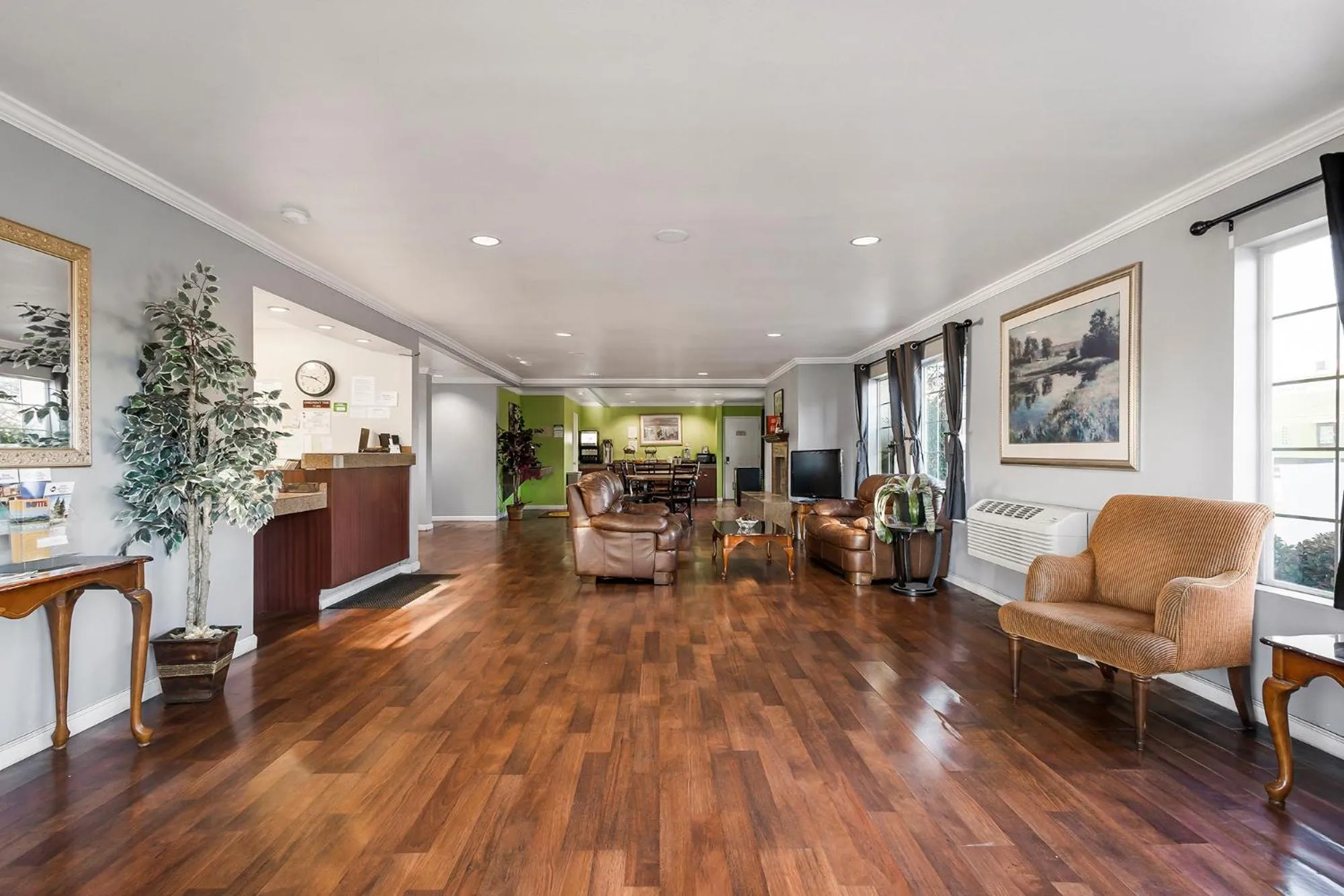 Lobby or reception in Heritage Inn Express Chico