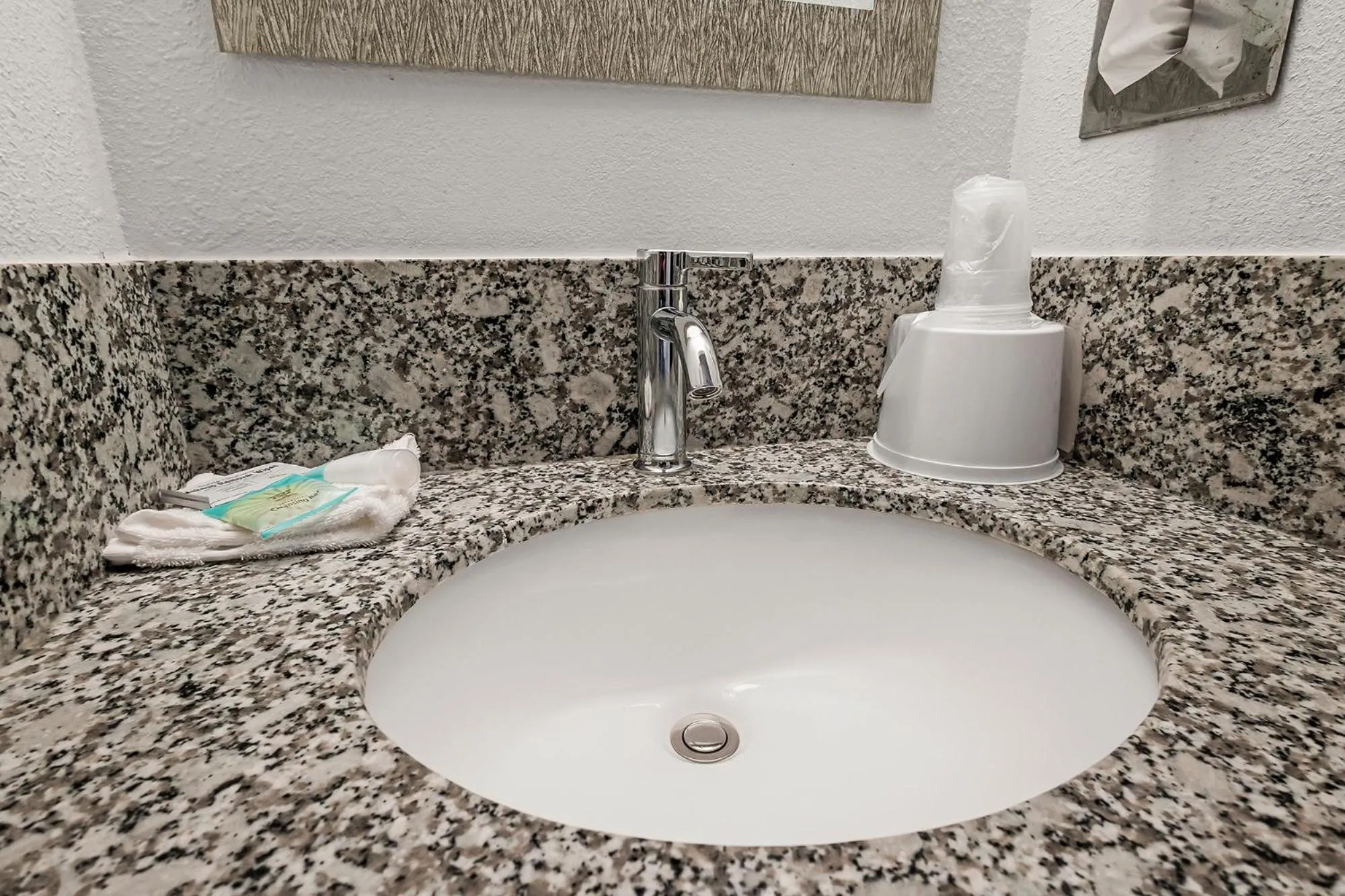 Bathroom in Heritage Inn Express Chico