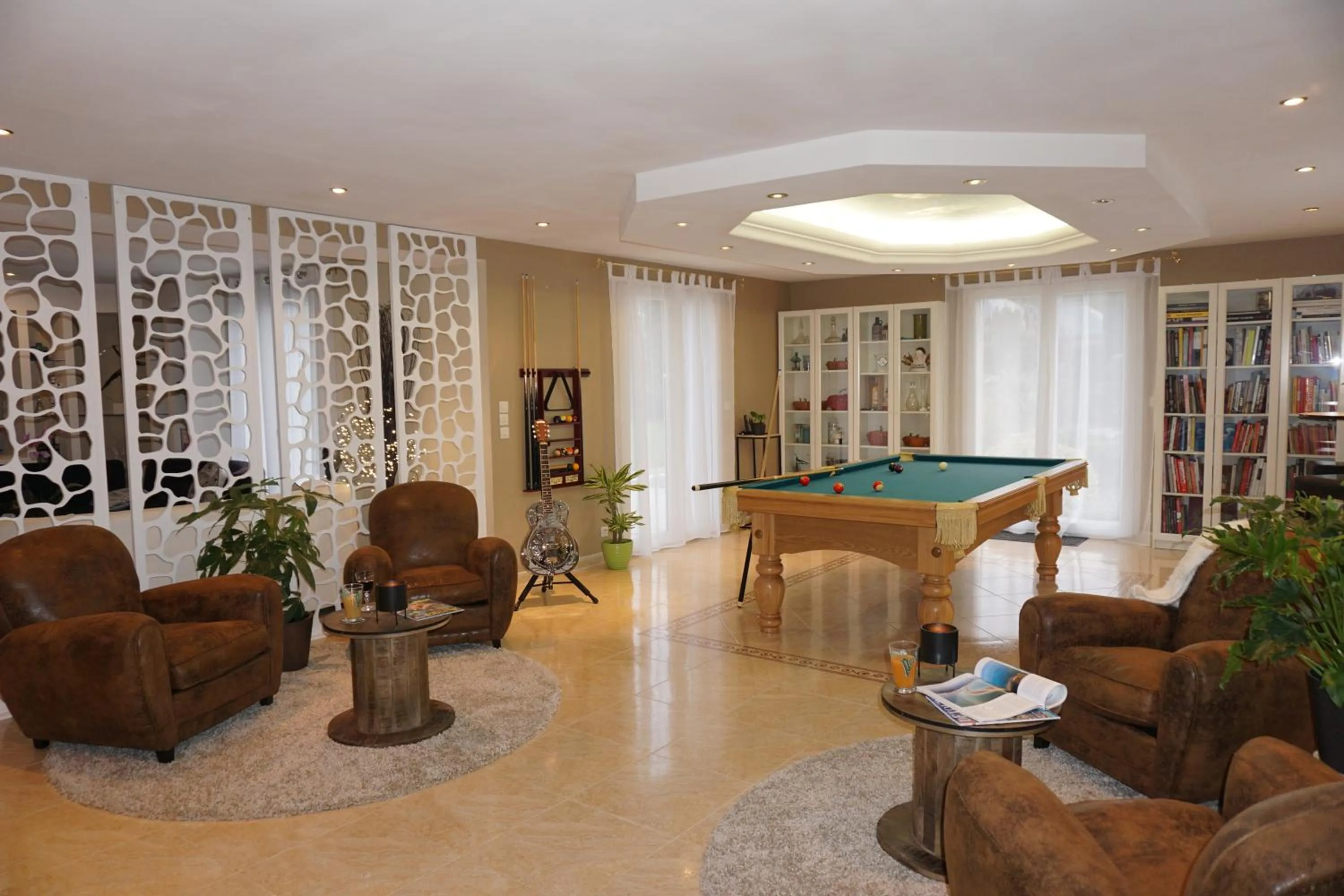 Property building in Les Centauris