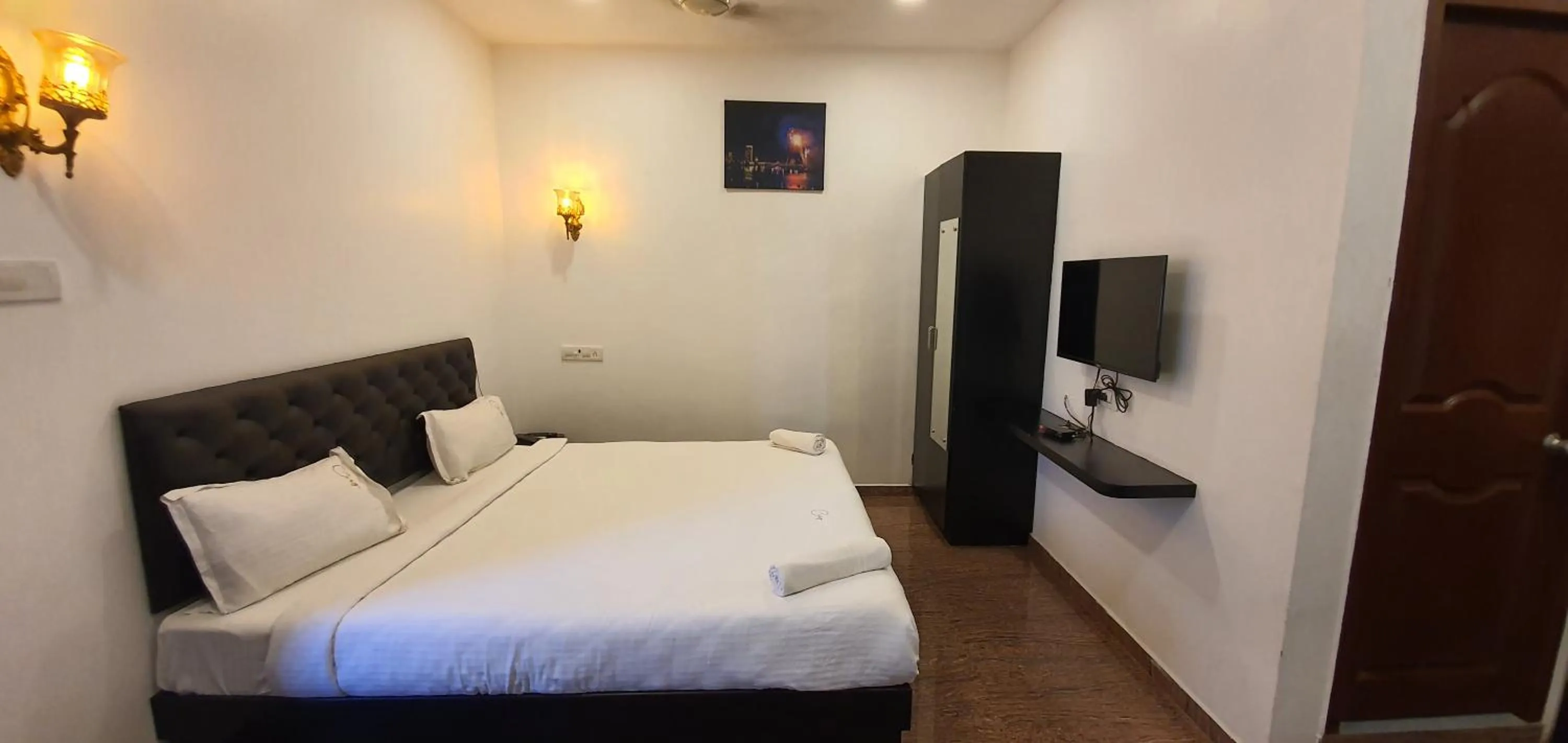 Bedroom, Bed in COSY CHAMBRE