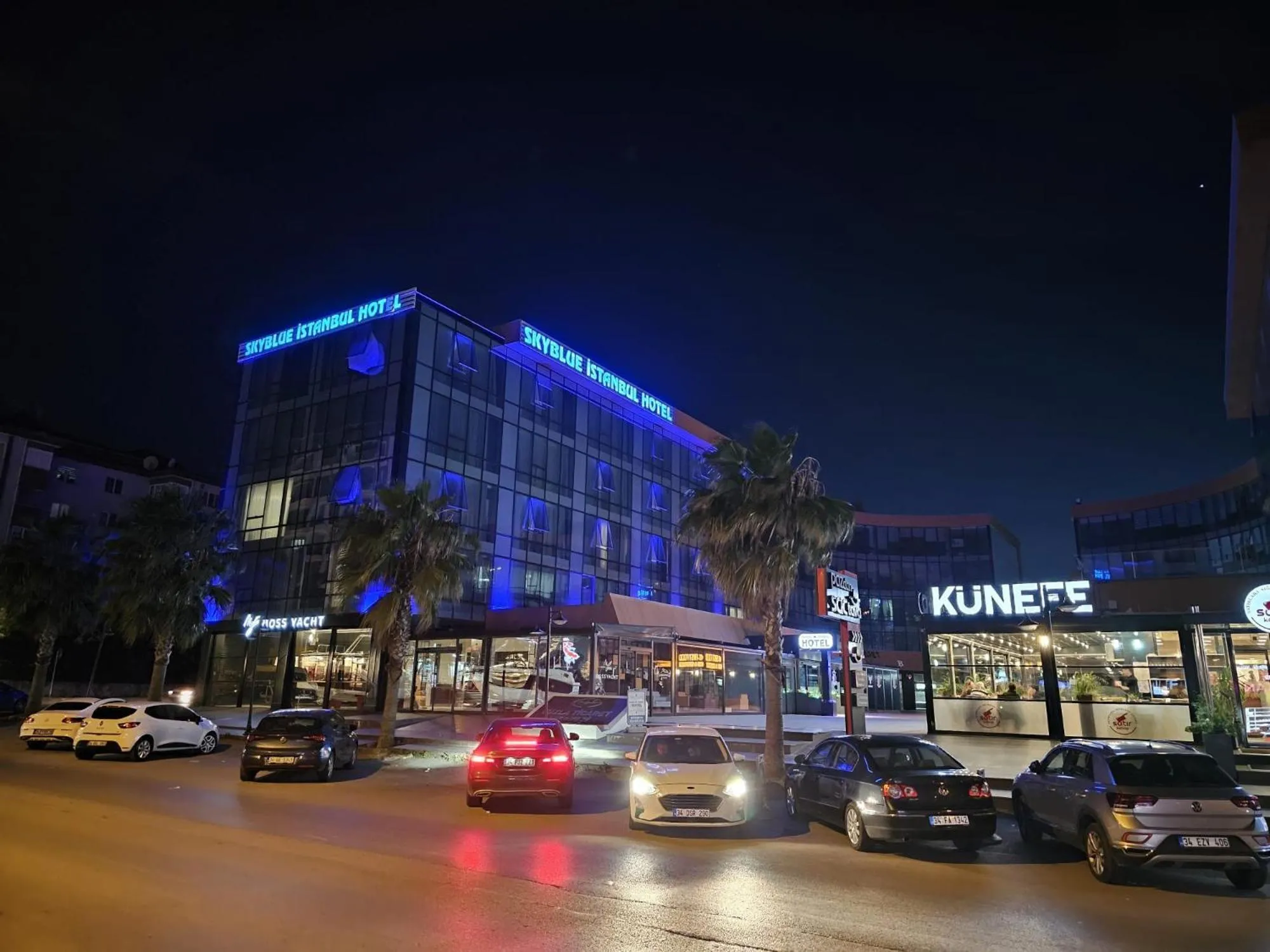 Property building in SKYBLUE İSTANBUL HOTEL