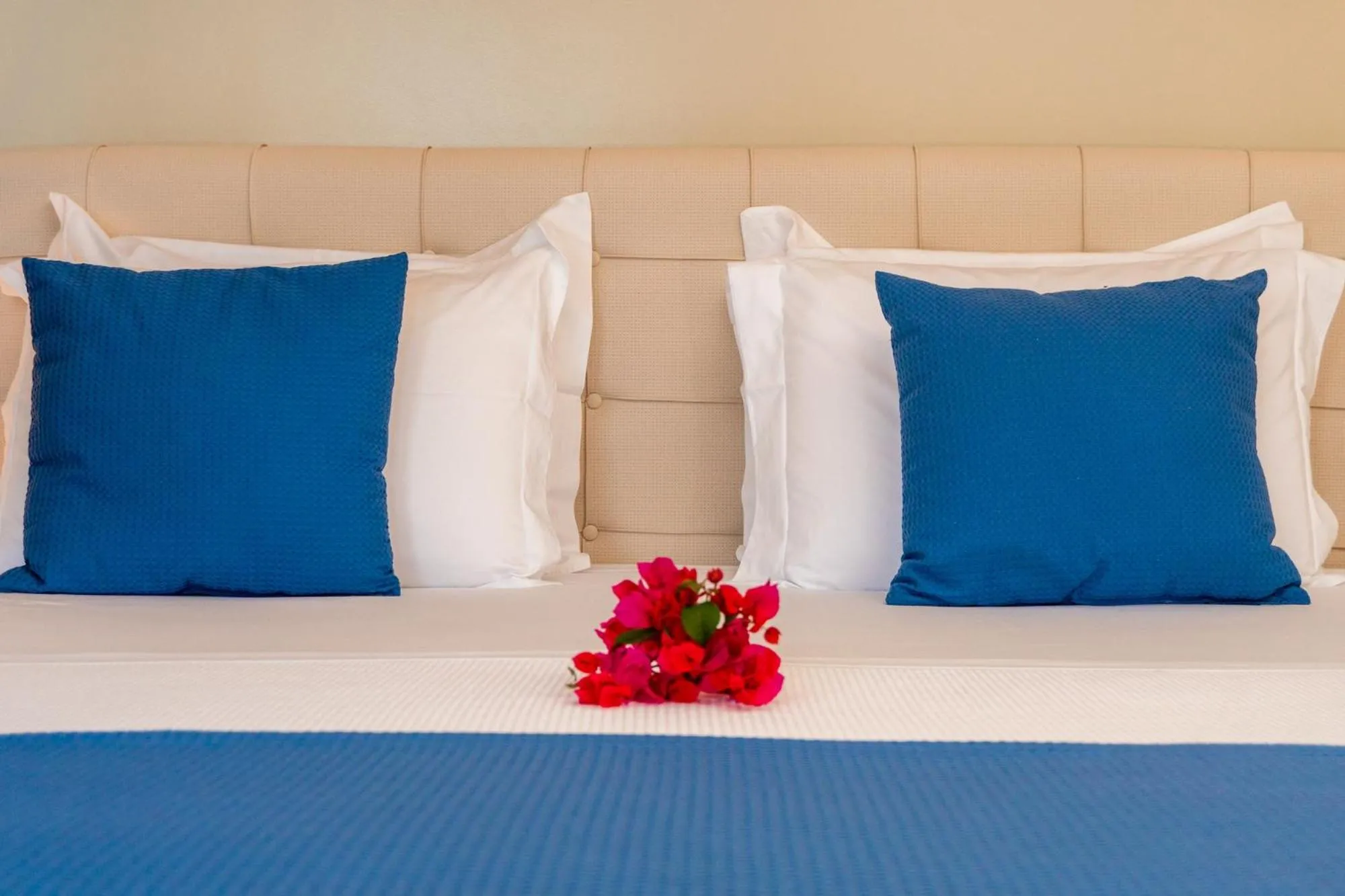 Bed in Villa Zen Hotel