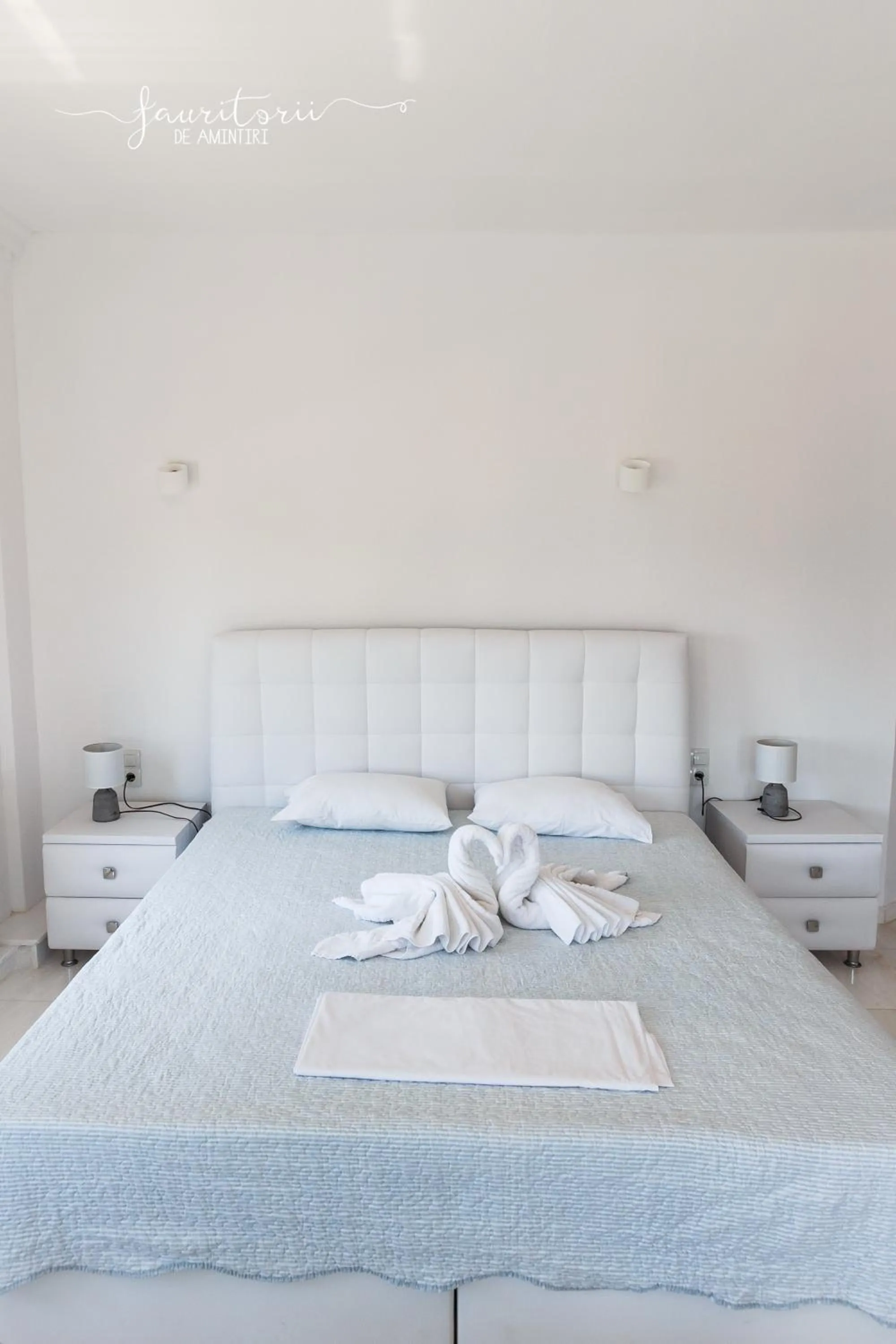 Bed in Kinira Beach Hotel