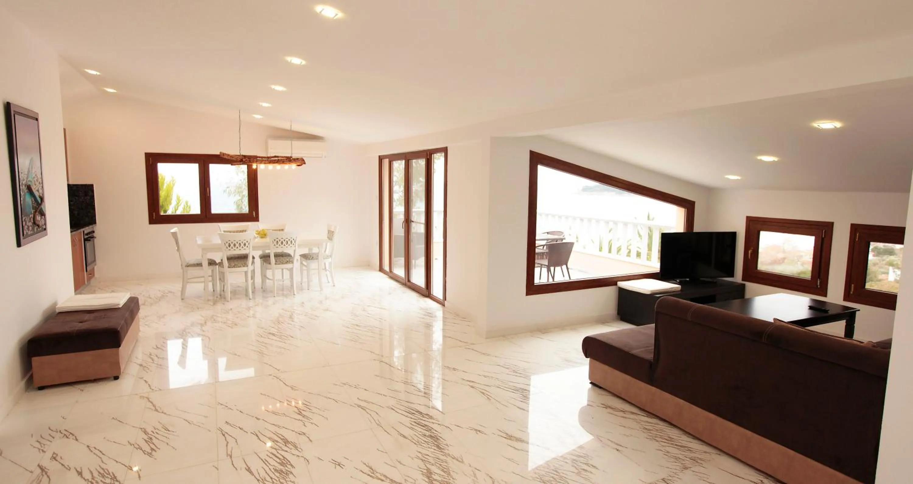 Living room in Kinira Beach Hotel