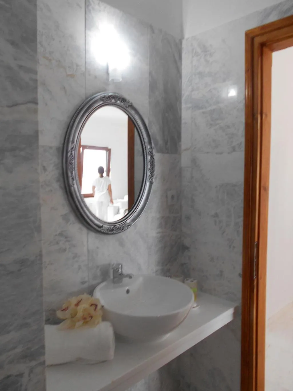 Bathroom in Kinira Beach Hotel