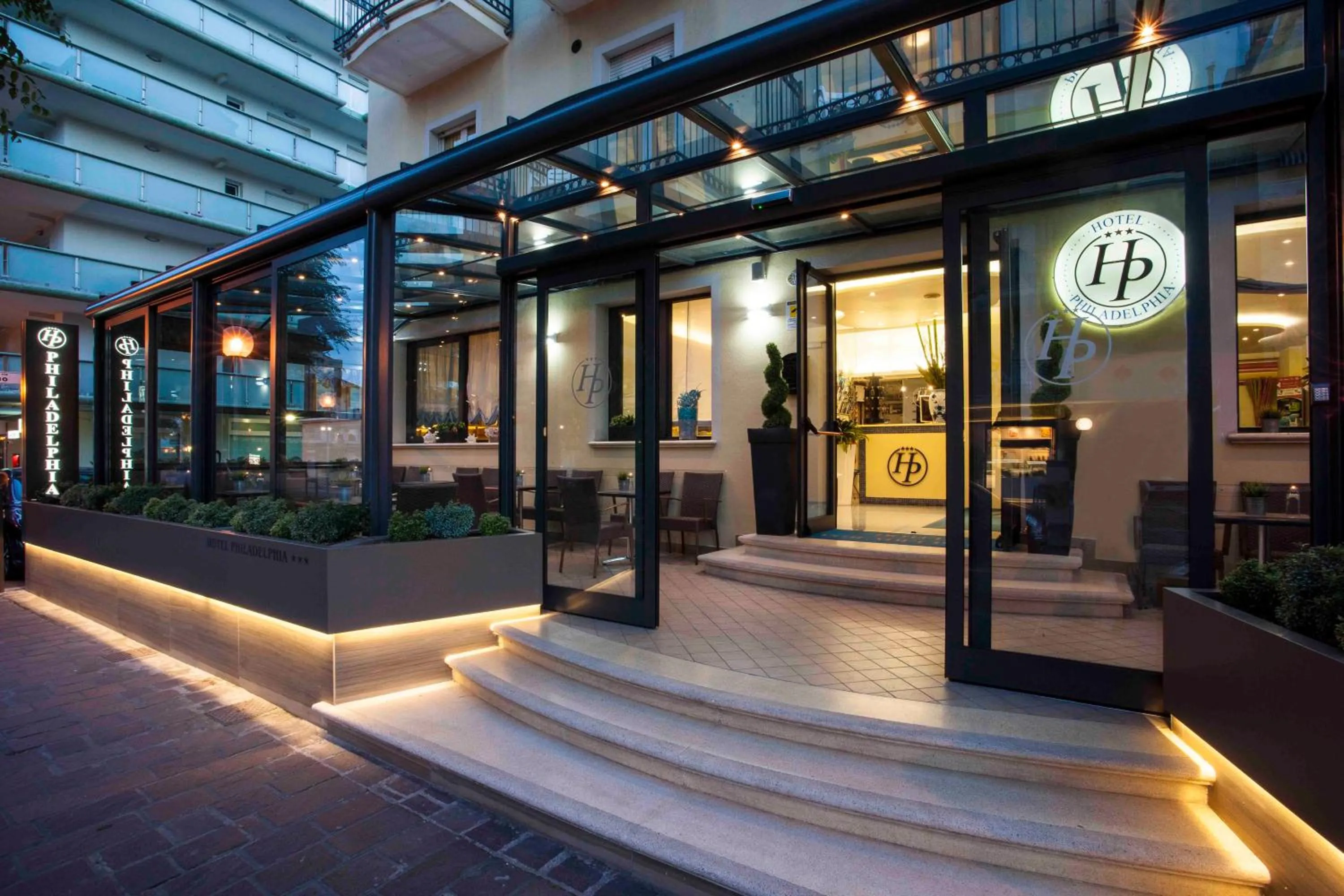 Facade/entrance in Hotel Philadelphia