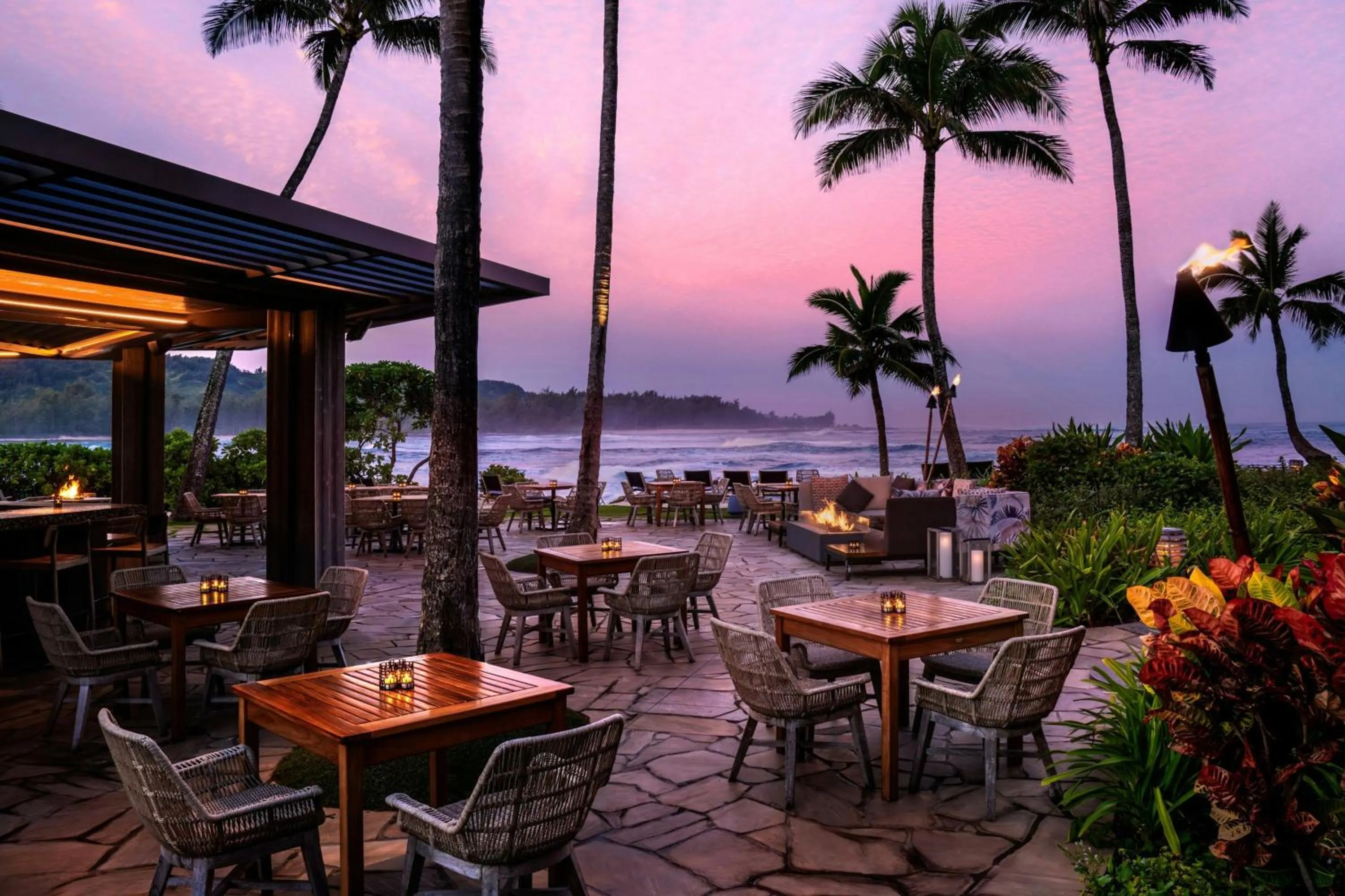 Swimming pool in The Ritz-Carlton O'ahu, Turtle Bay
