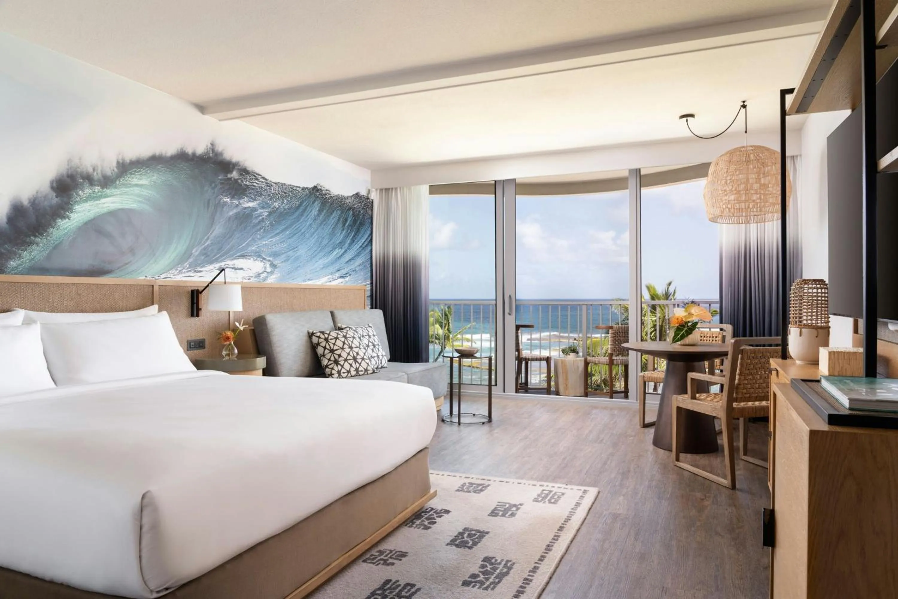 Photo of the whole room, Bed in The Ritz-Carlton O'ahu, Turtle Bay