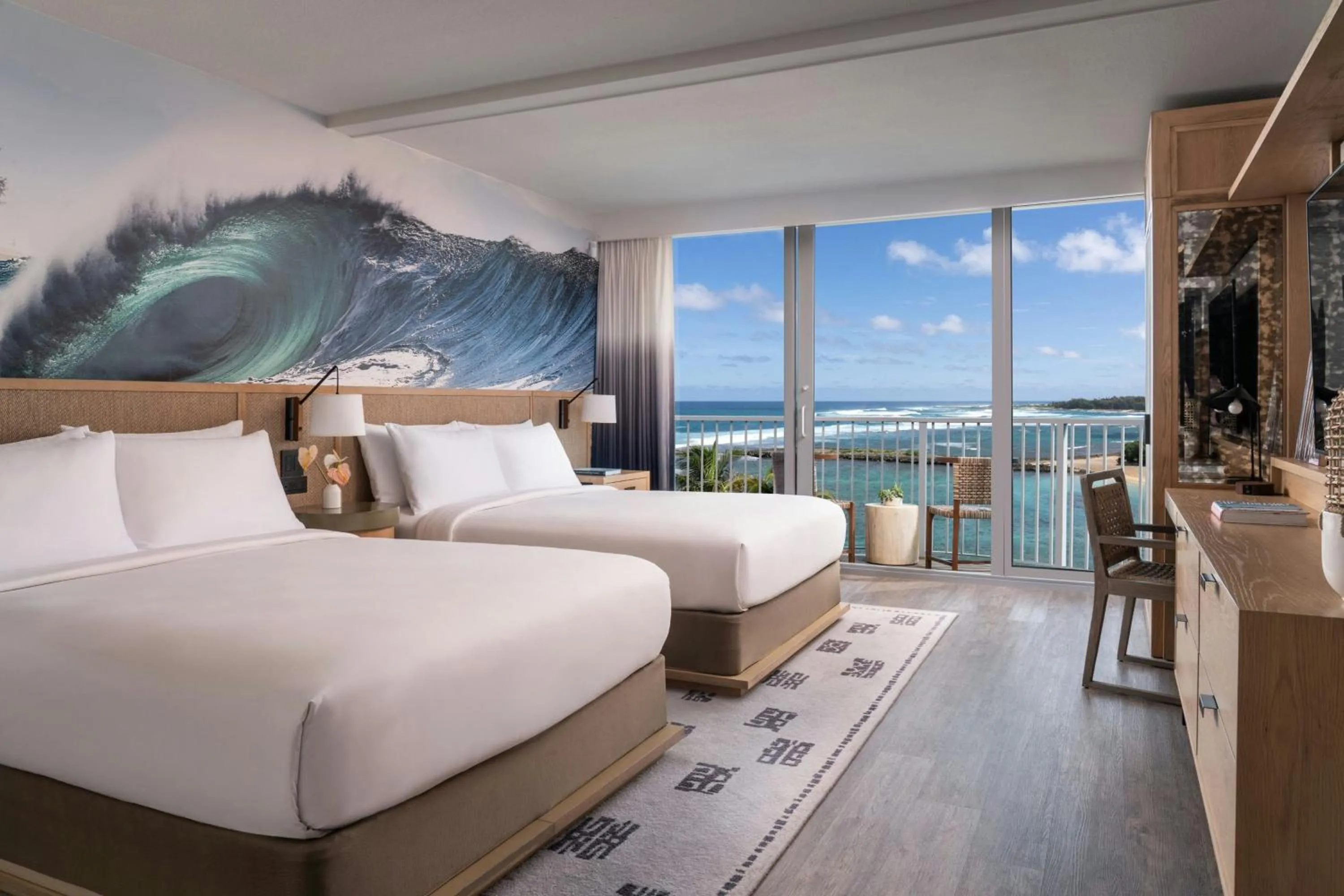 Photo of the whole room, Bed in The Ritz-Carlton O'ahu, Turtle Bay