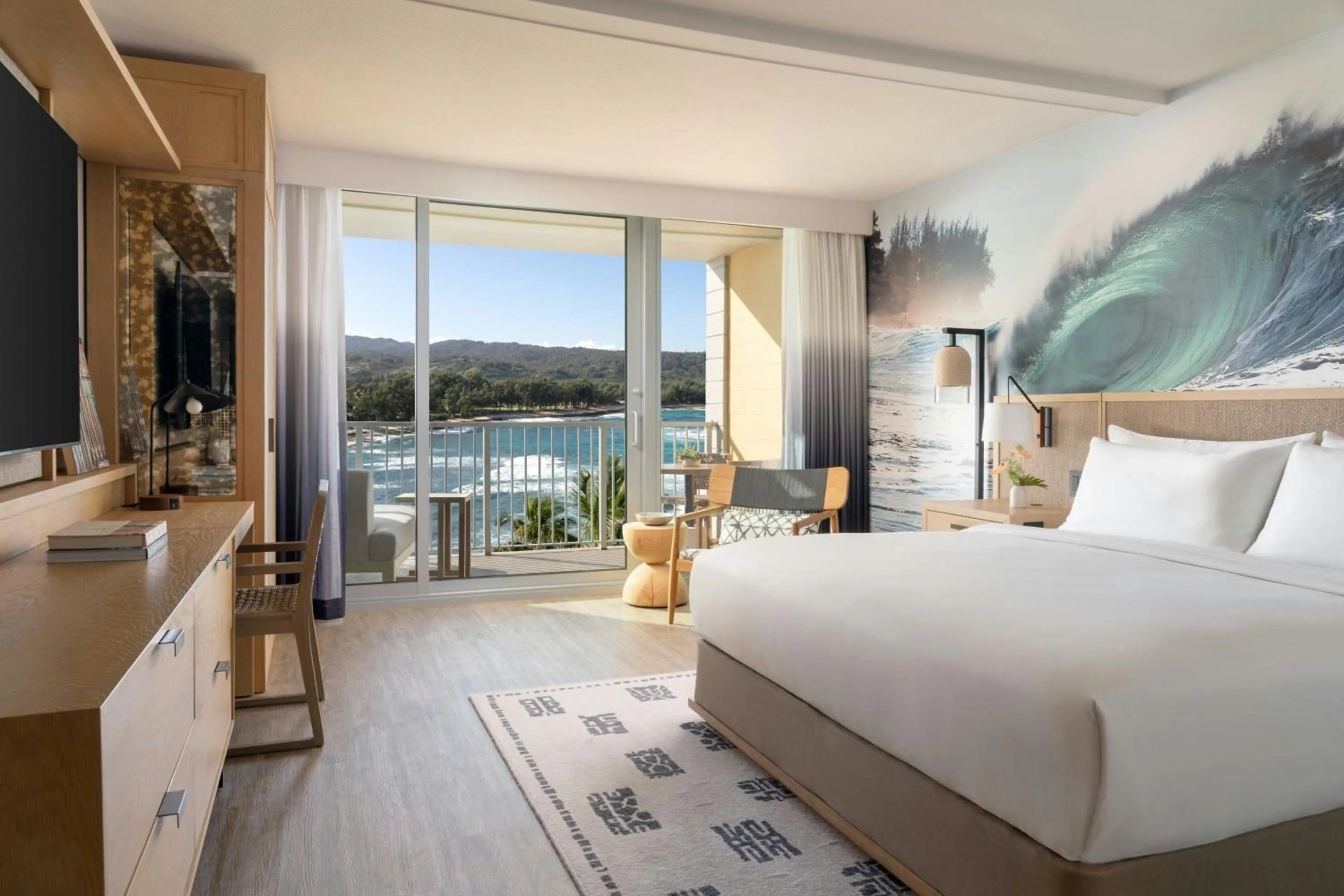 Photo of the whole room, Bed in The Ritz-Carlton O'ahu, Turtle Bay