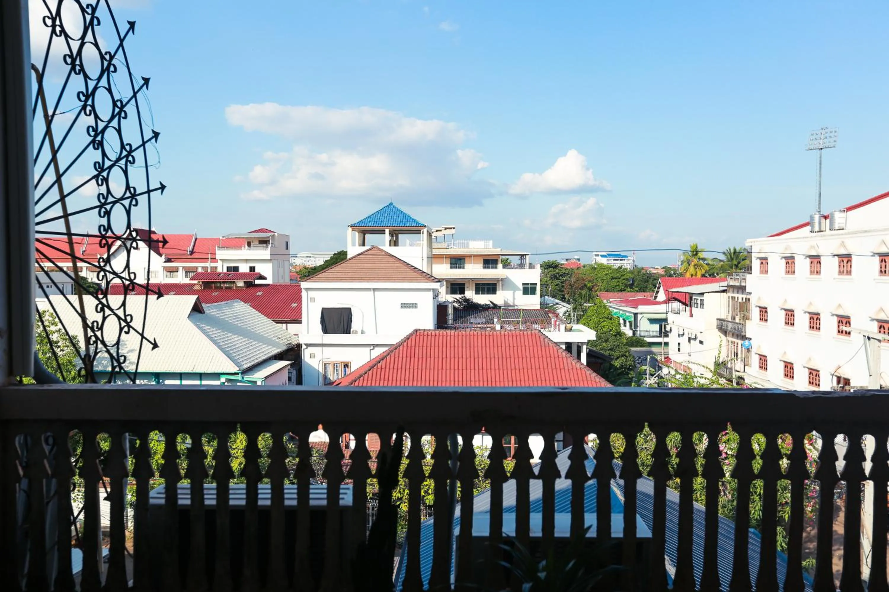 Petit Espace Boutique Hostel