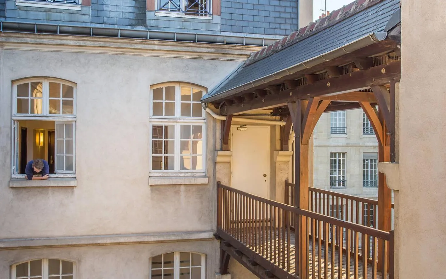 Property building in MIJE MARAIS Hostel