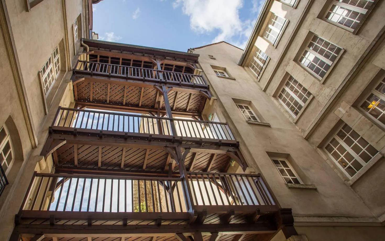 Property building in MIJE MARAIS Hostel