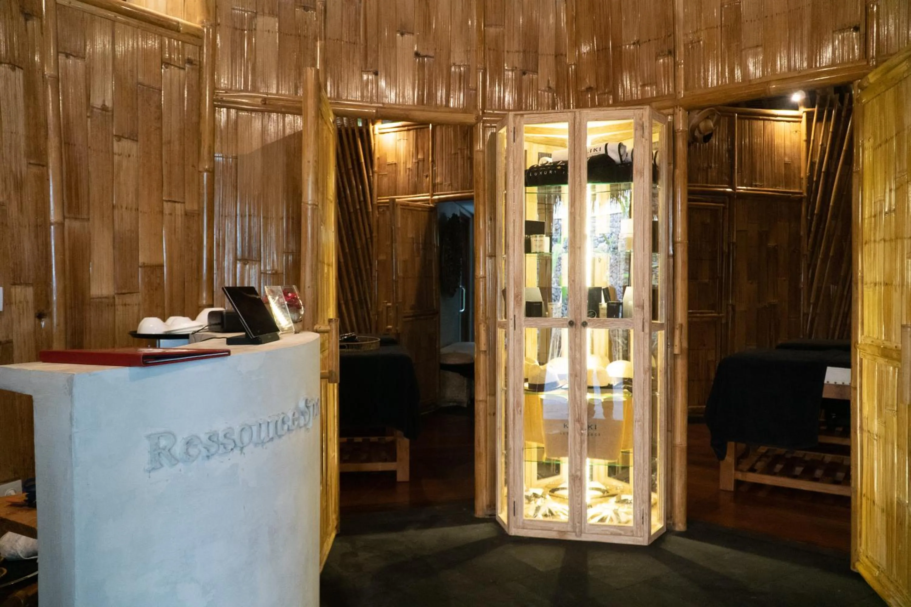 Massage in Keliki Luxury Lodge