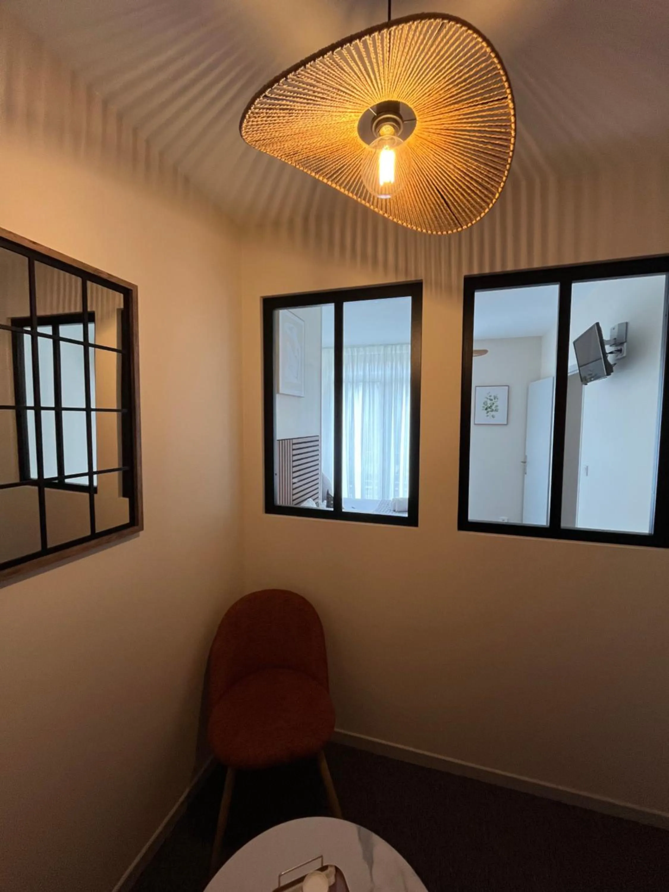 Bedroom in Cit'Hotel La Résidence