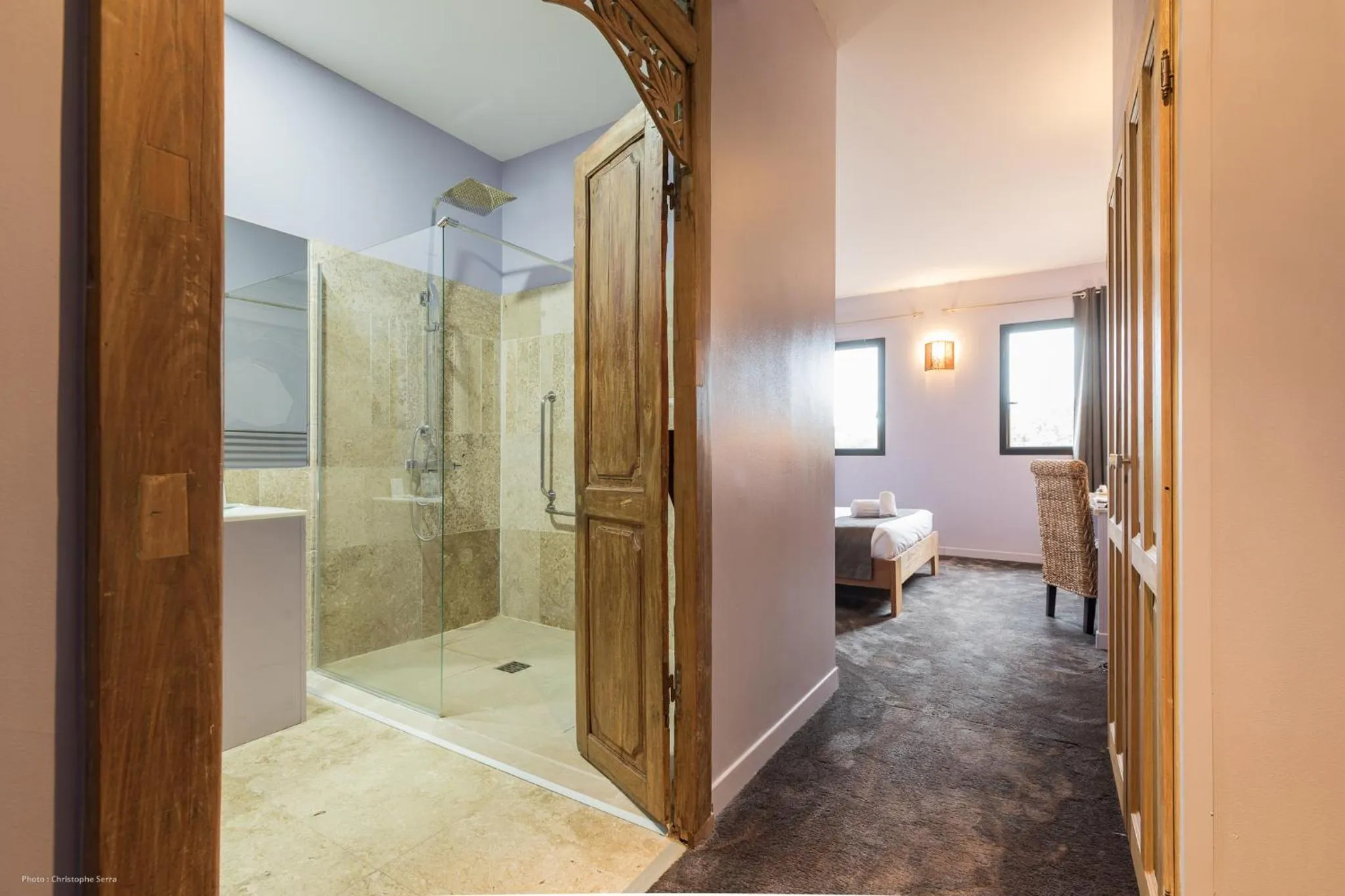 Shower in Hotel restaurant Spa Disini Montpellier Est, The Originals Relais