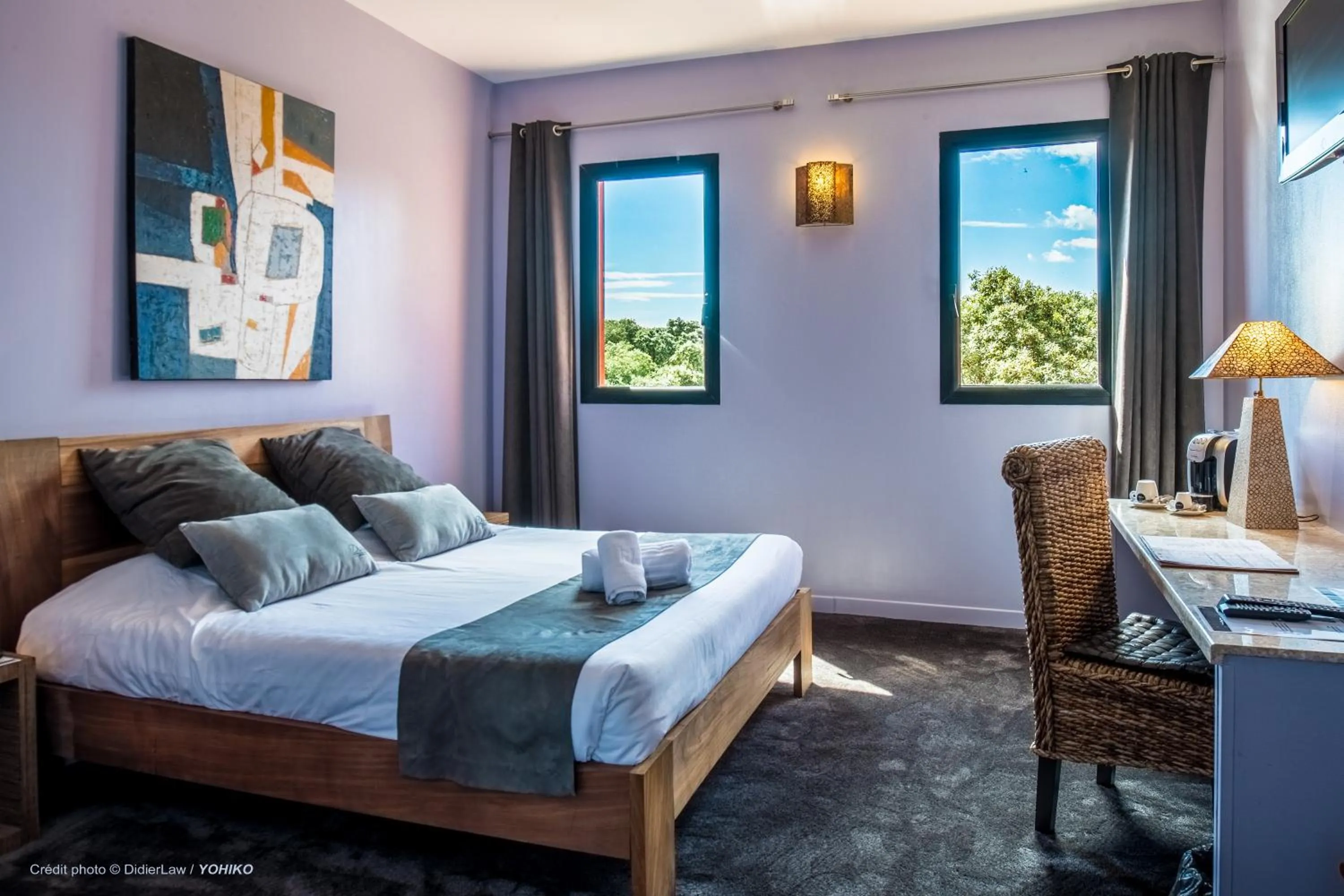 Bed in Hotel restaurant Spa Disini Montpellier Est, The Originals Relais