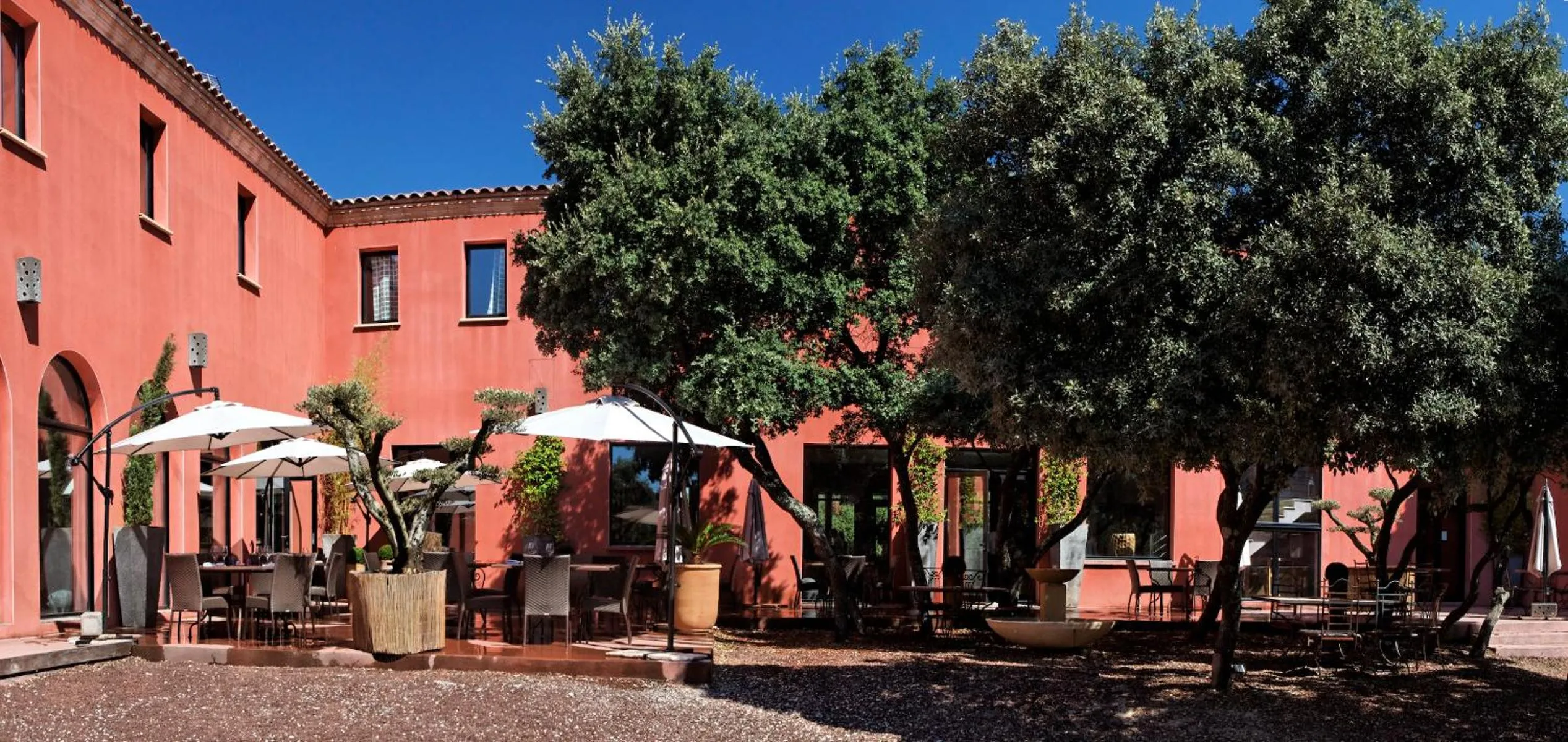 Garden in Hotel restaurant Spa Disini Montpellier Est, The Originals Relais