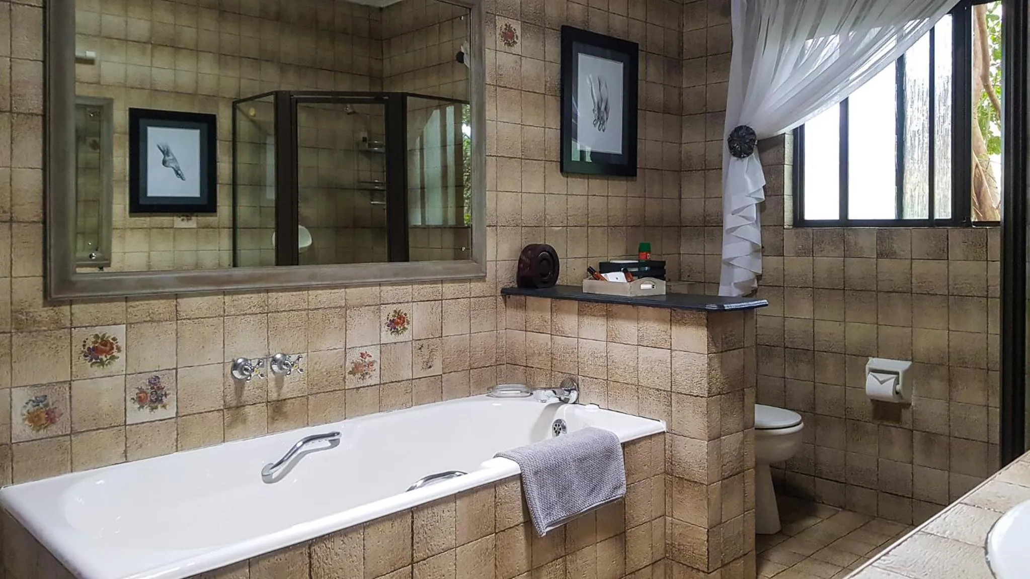 Shower in Santa Lucia Guest House