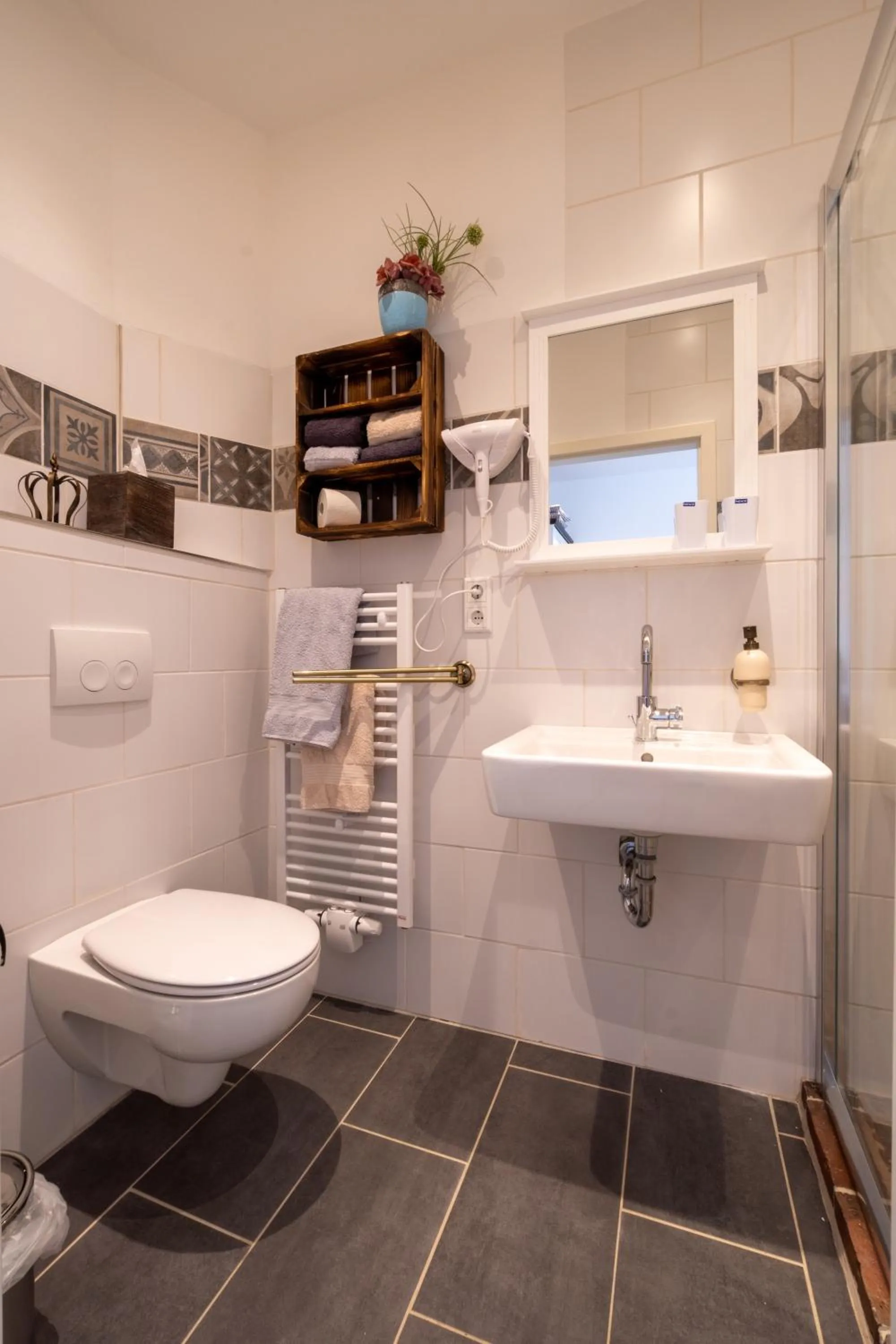 INSEL-LAND-HOTEL MICHAELSEN -Boutique Hotel- im Ostland mit Yoga u Sauna