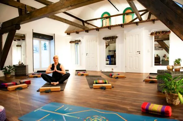 Fitness centre/facilities in INSEL-LAND-HOTEL MICHAELSEN -Boutique Hotel- im Ostland mit Yoga u Sauna