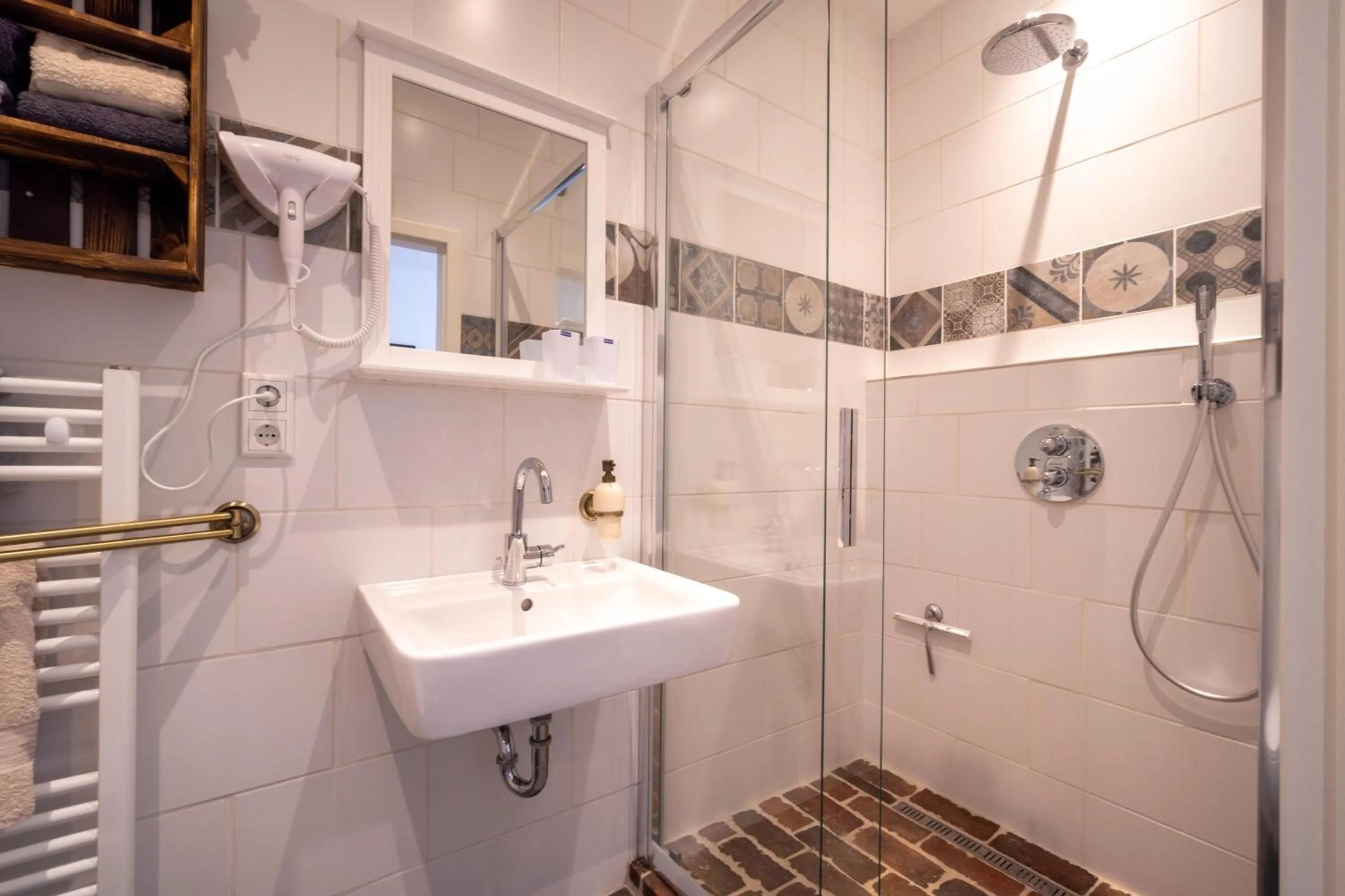 INSEL-LAND-HOTEL MICHAELSEN -Boutique Hotel- im Ostland mit Yoga u Sauna