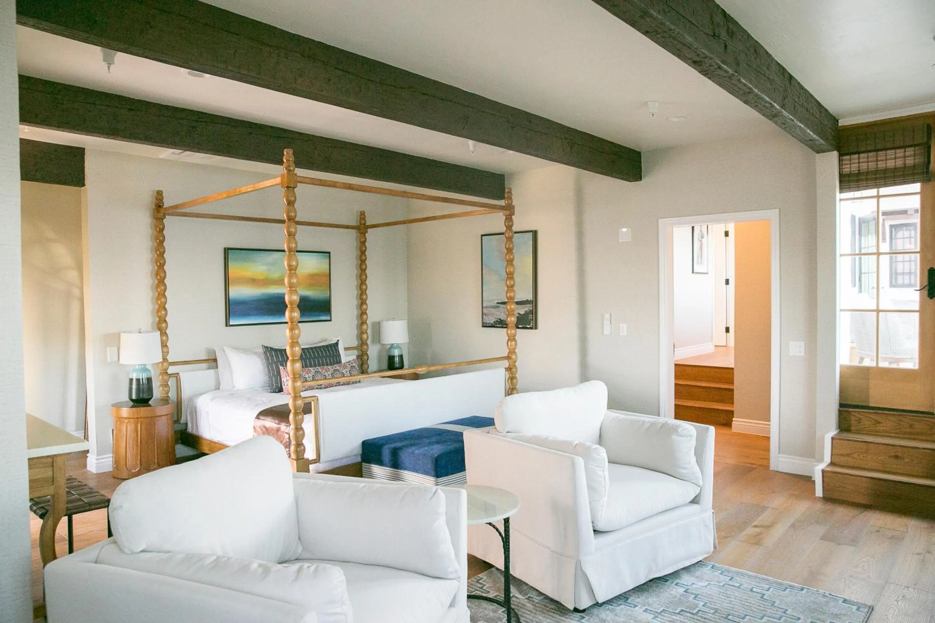 Seating area, Bed in Zane Grey Pueblo Hotel