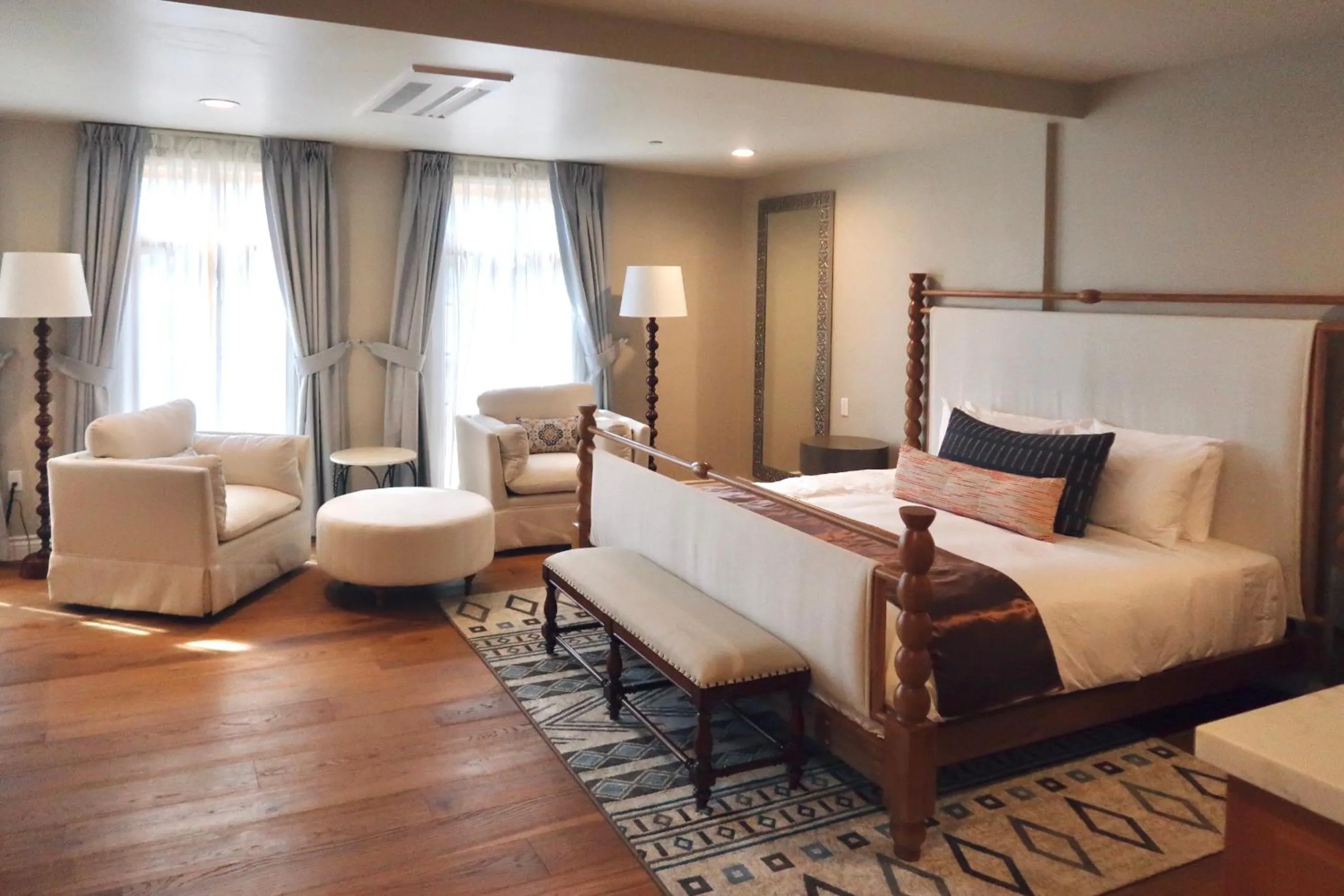 Photo of the whole room, Bed in Zane Grey Pueblo Hotel