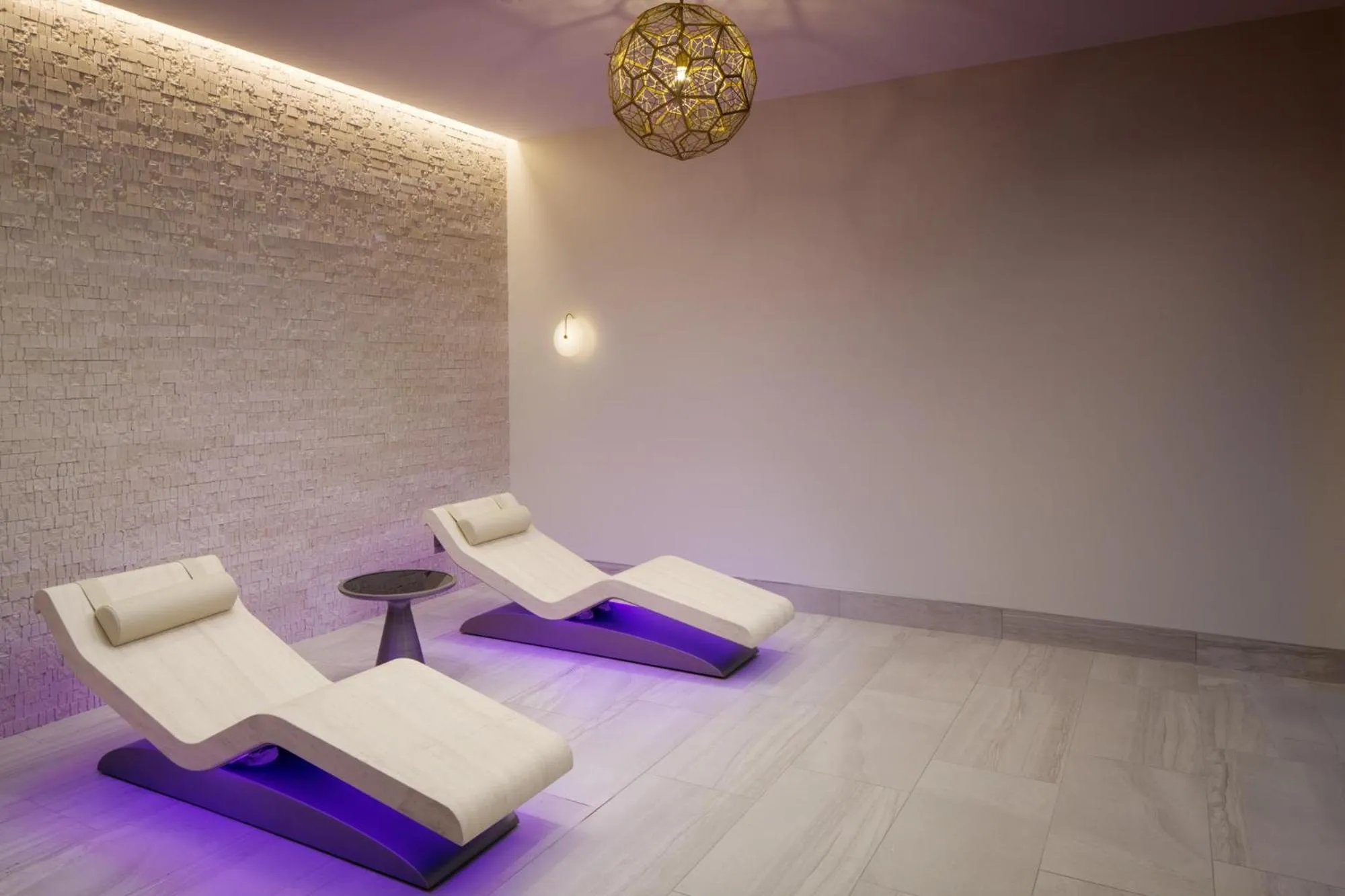 Spa and wellness centre/facilities in The Alfond Inn