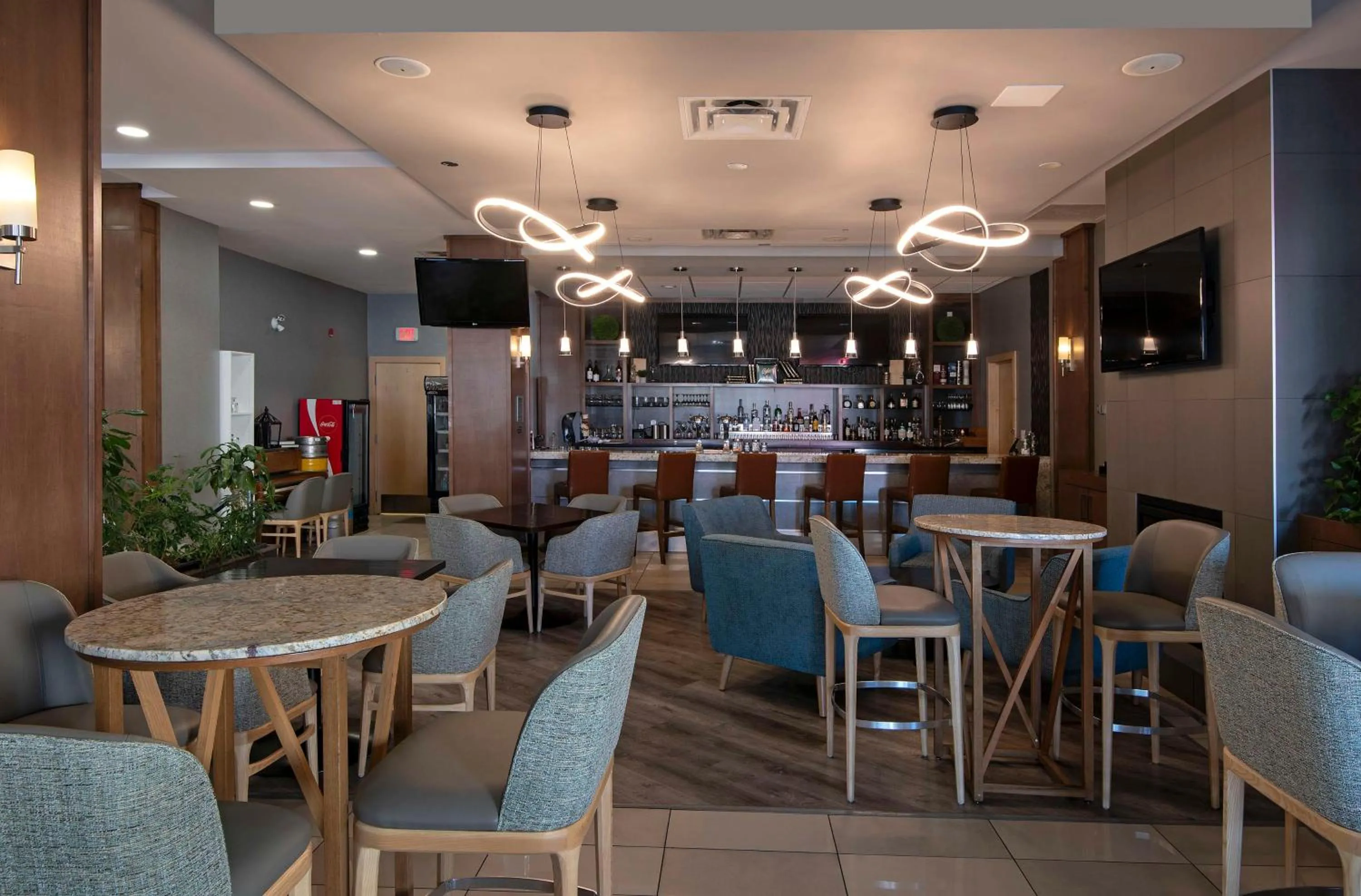 Restaurant/places to eat in DoubleTree by Hilton - Kamloops