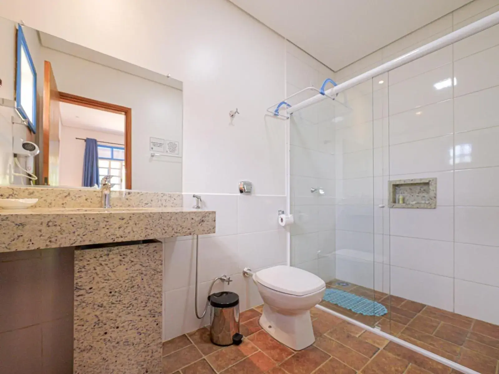 Luxury Triple Room in Pousada Ouro Preto de Bonito Luxury Triple Room in Pousada Ouro Preto de Bonito