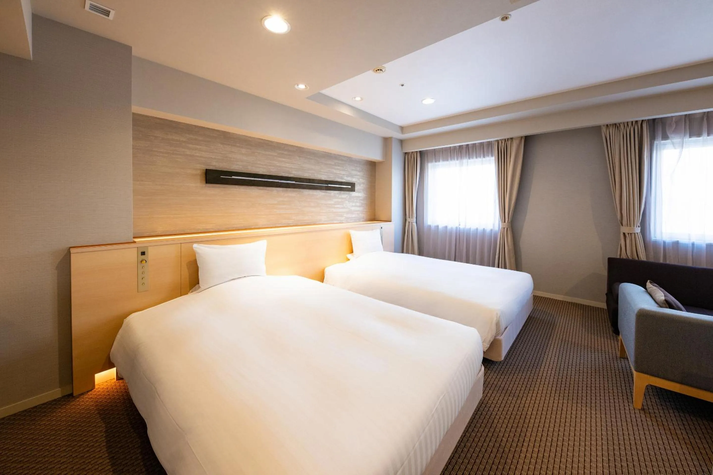 Bed in KKR Hotel Kanazawa
