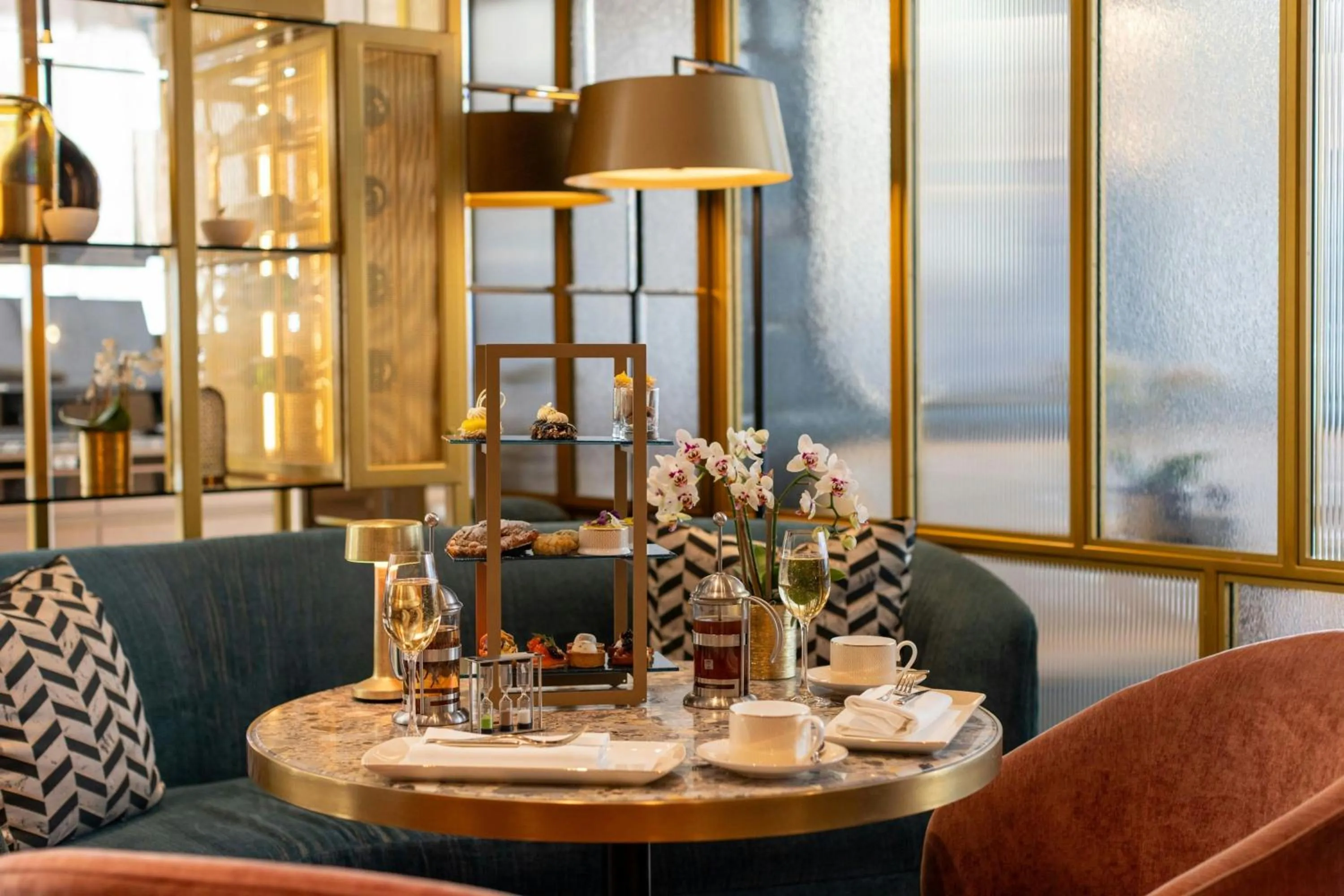 Restaurant/places to eat in The St. Regis San Francisco