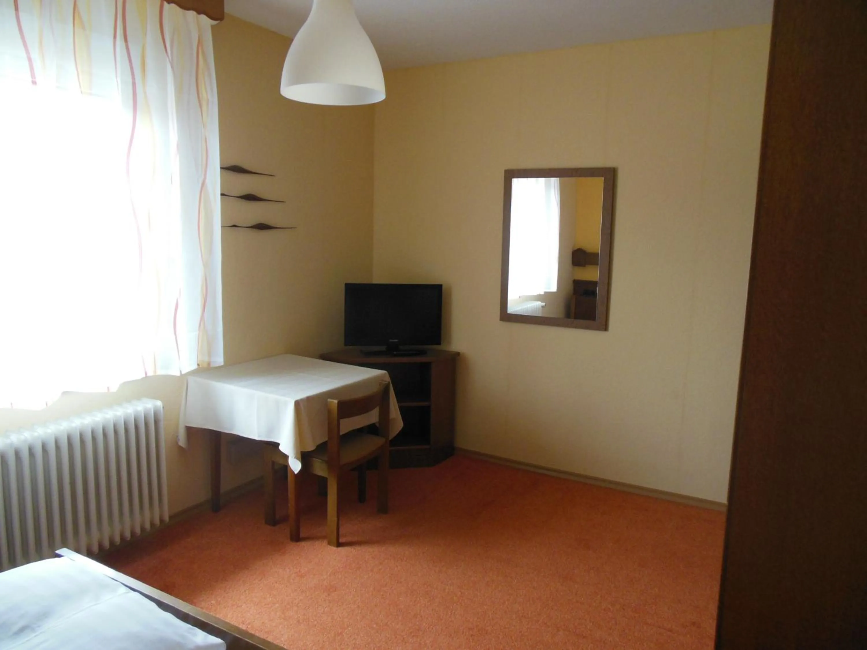 Decorative detail, Bed in Grüner Baum