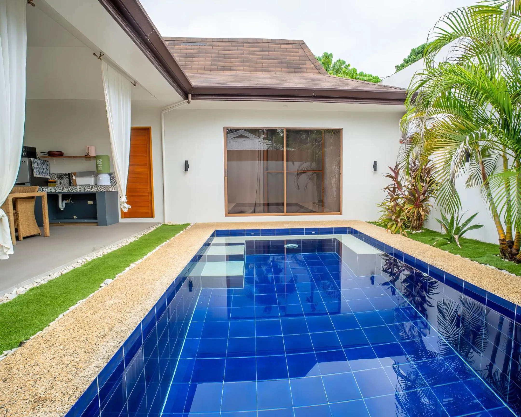 Swimming pool in Bali Villas Panglao Bohol