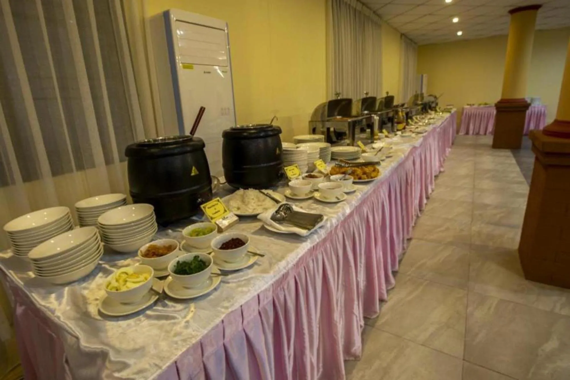 Asian breakfast in Acacia Hotel Bagan