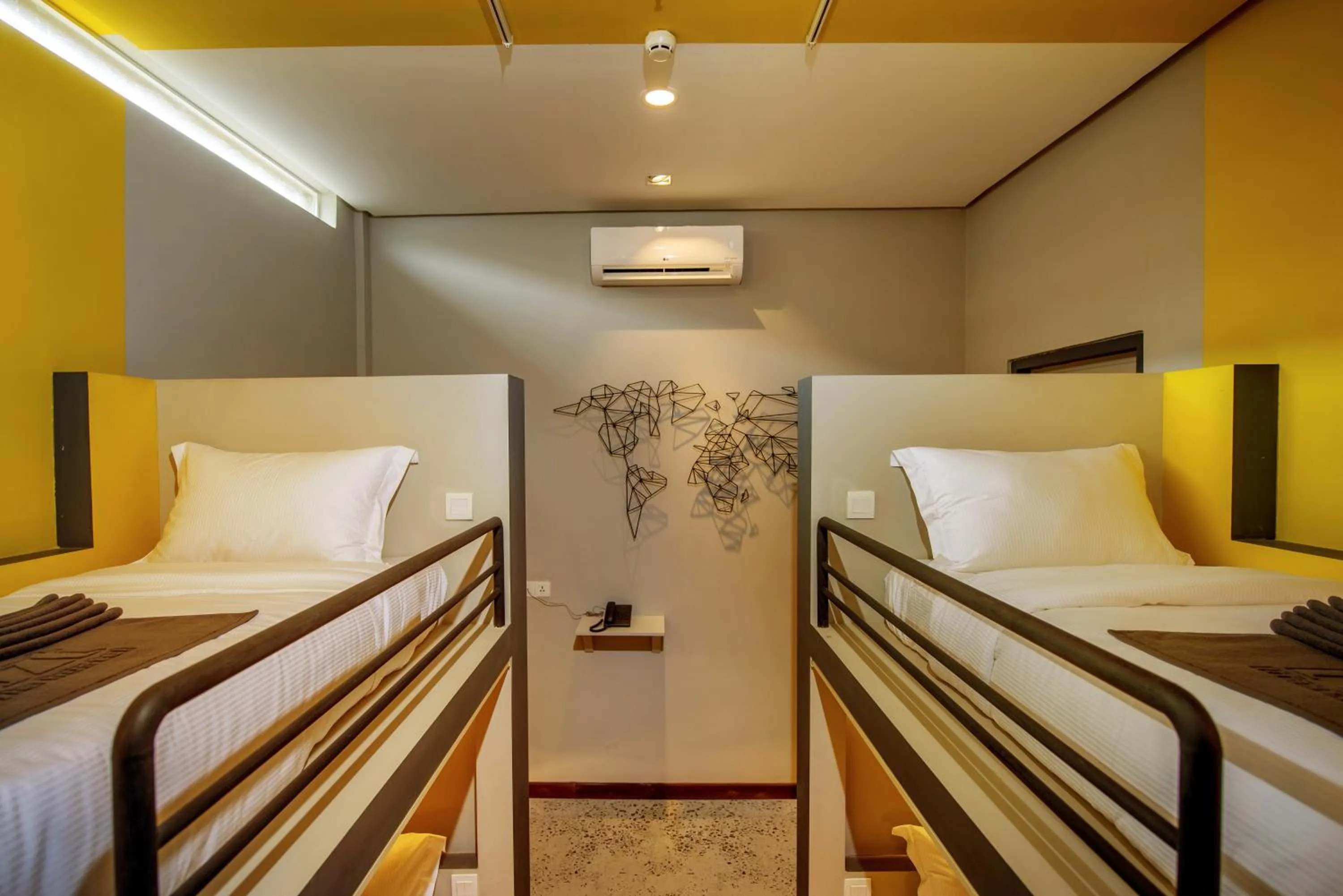 Bed in The Twizt - Lifestyle Hostel & Hotel