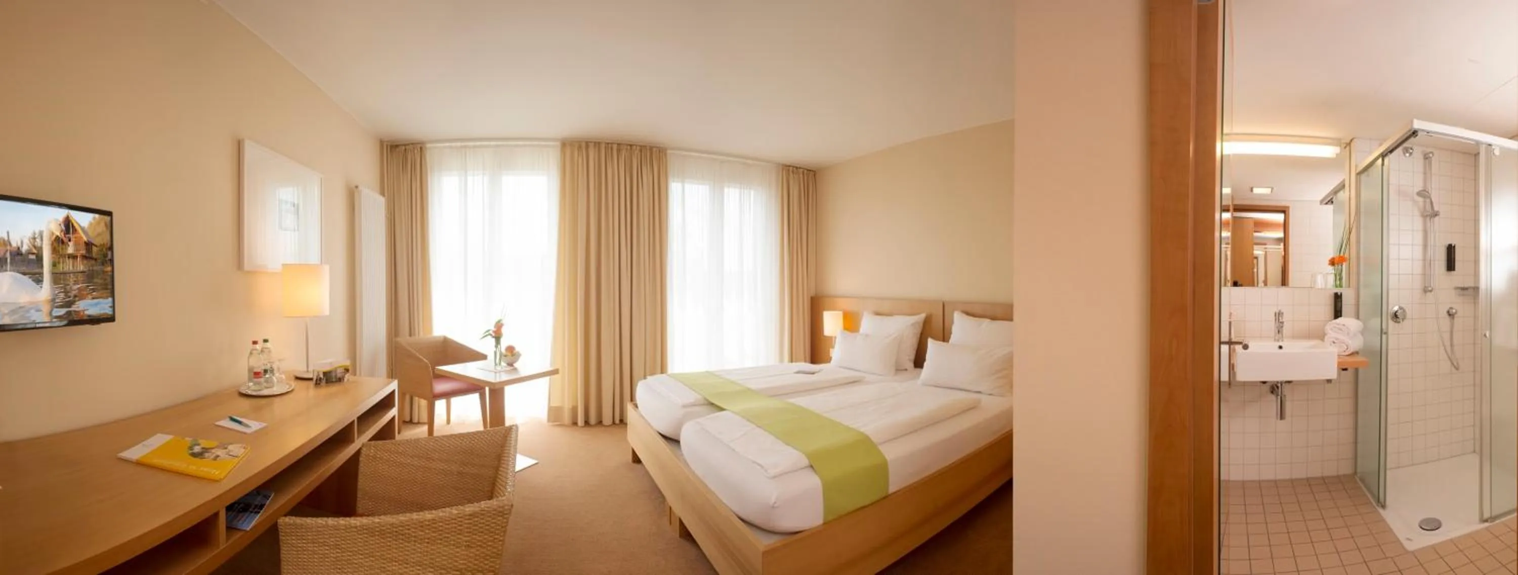 Photo of the whole room, Bed in Hotel St Elisabeth