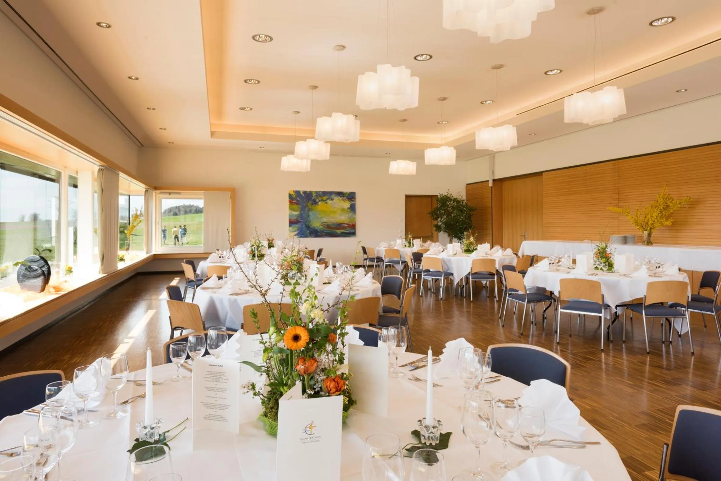 Restaurant/places to eat in Hotel St Elisabeth