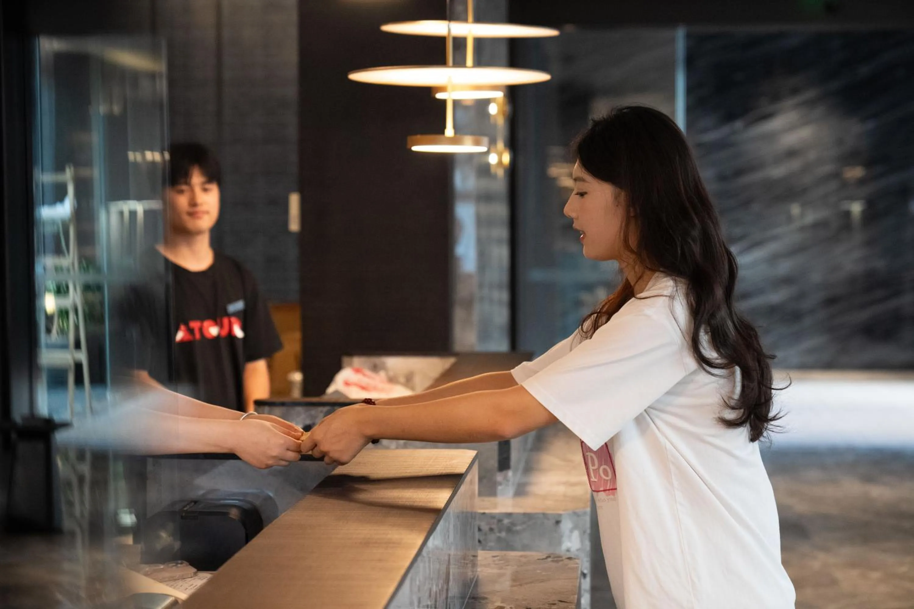 Staff in Atour Hotel Chengdu Wuhou Temple Kuan Zhai Alleys