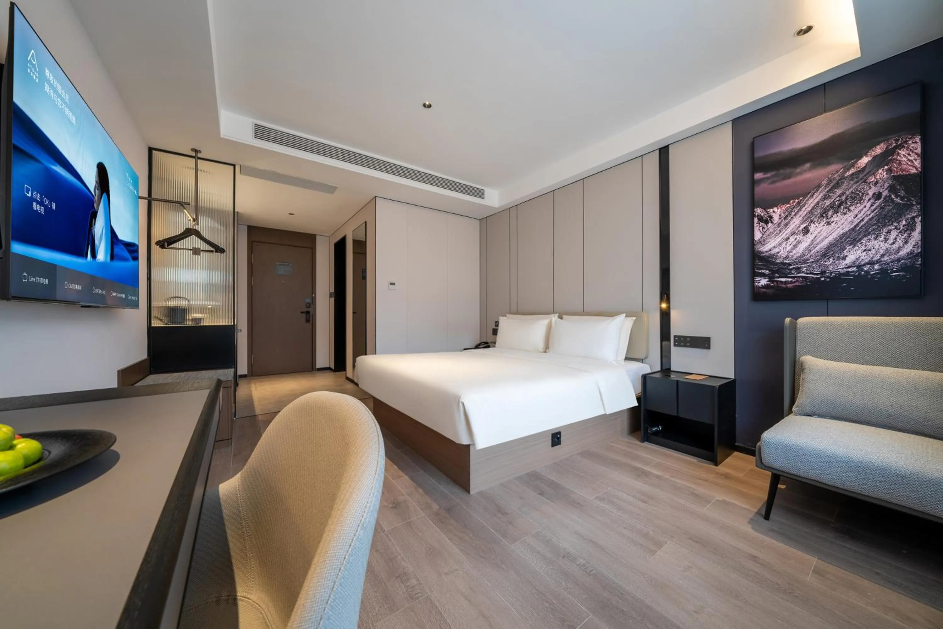 Bed in Atour Hotel Chengdu Wuhou Temple Kuan Zhai Alleys