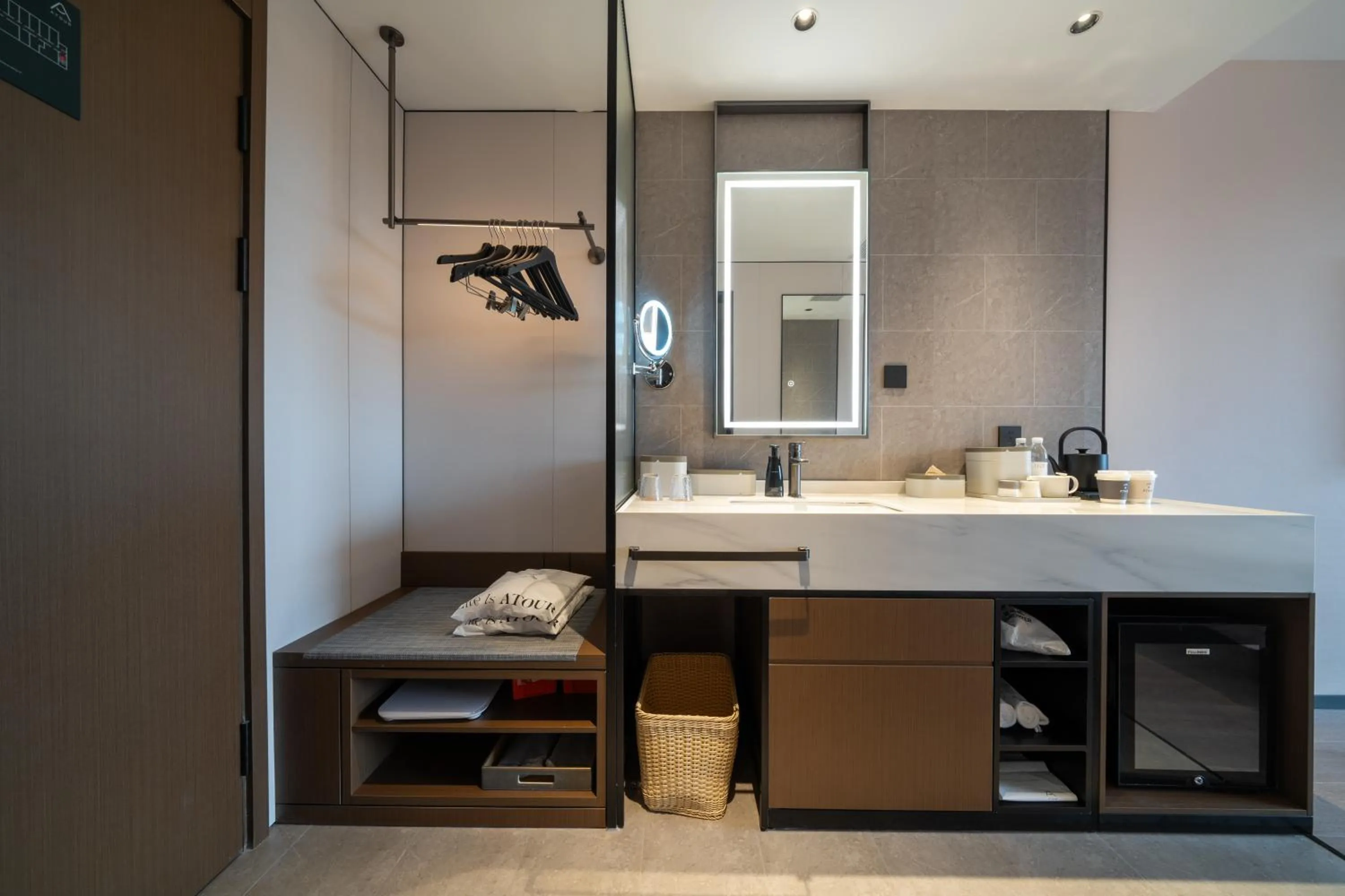 Bathroom in Atour Hotel Chengdu Wuhou Temple Kuan Zhai Alleys