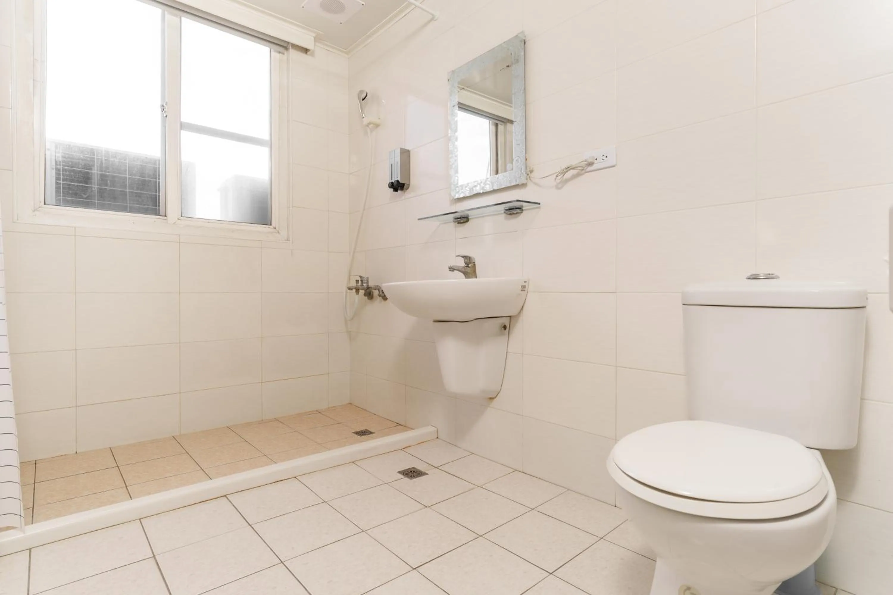 Bathroom in Love River Inn 愛河日央