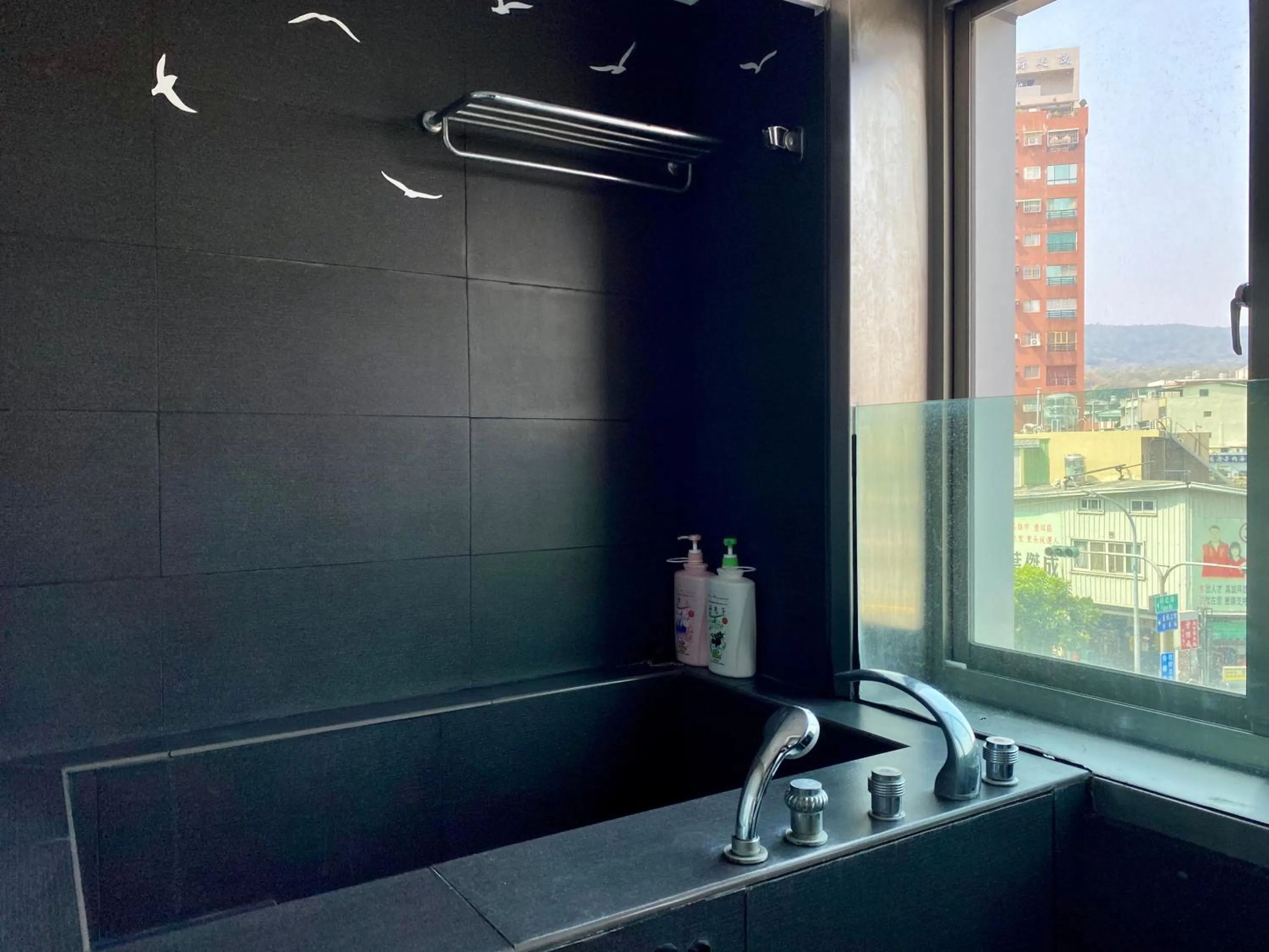 Bathroom in Love River Inn 愛河日央