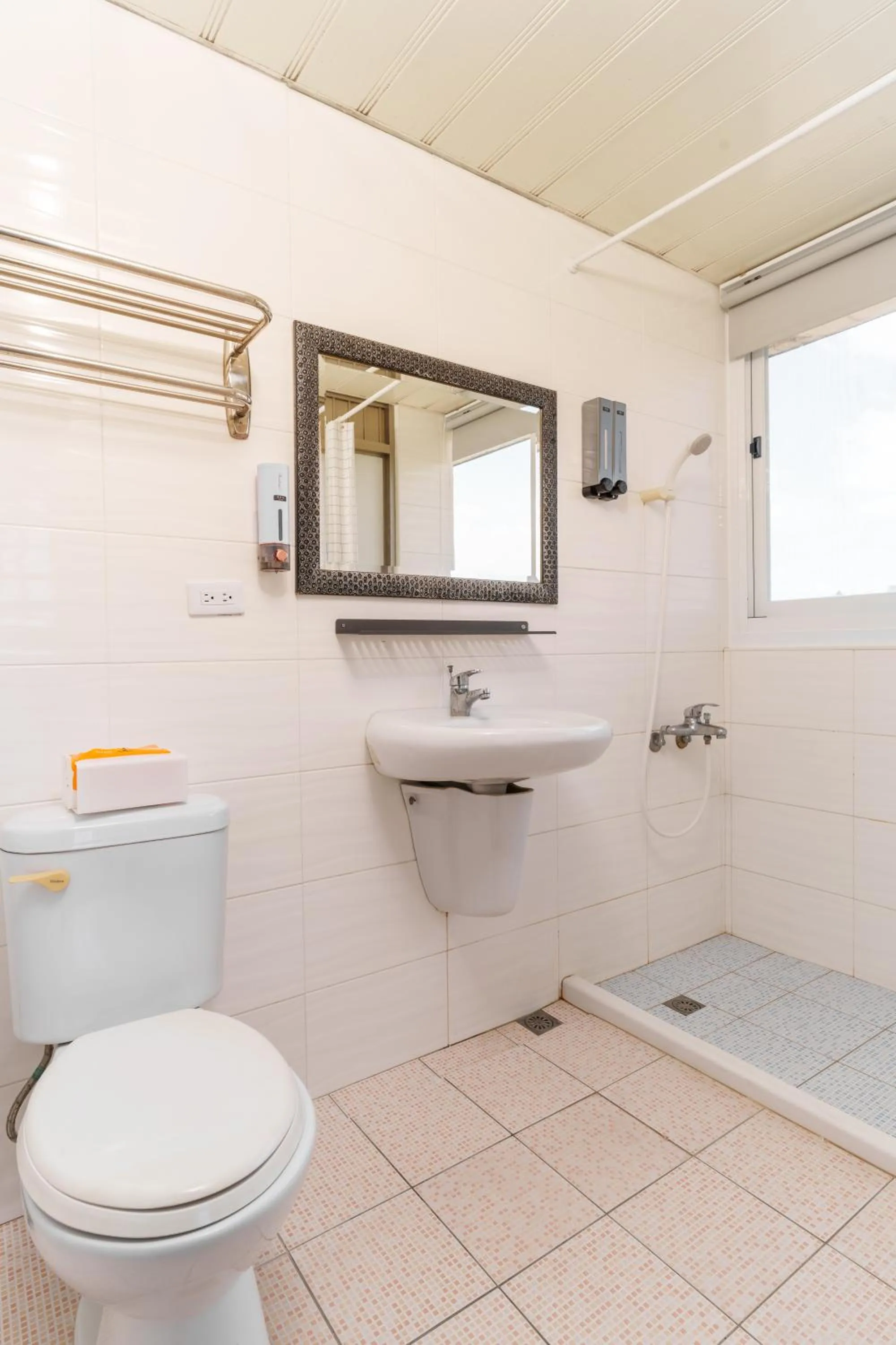 Bathroom in Love River Inn 愛河日央