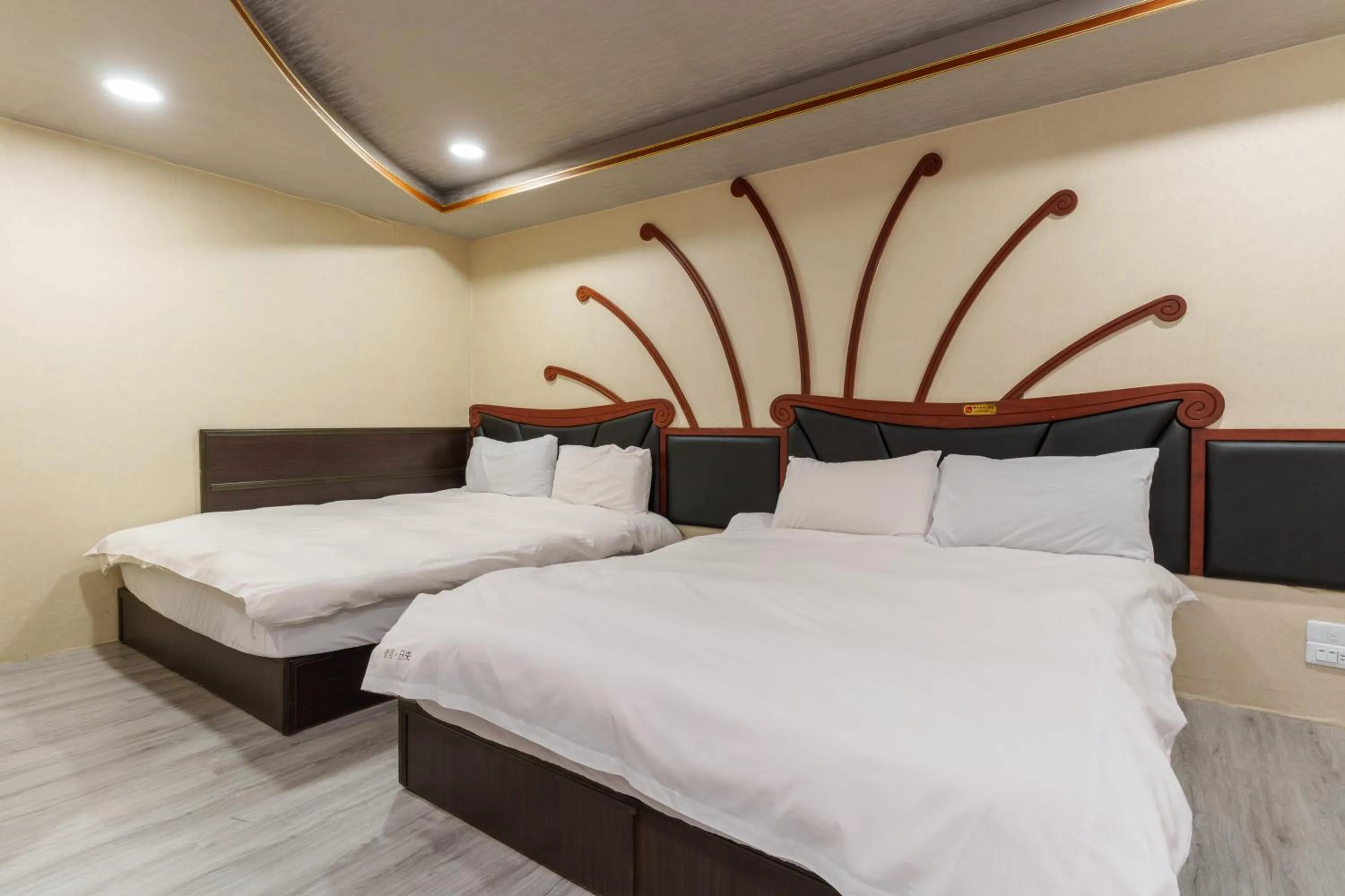 Bedroom, Bed in Love River Inn 愛河日央