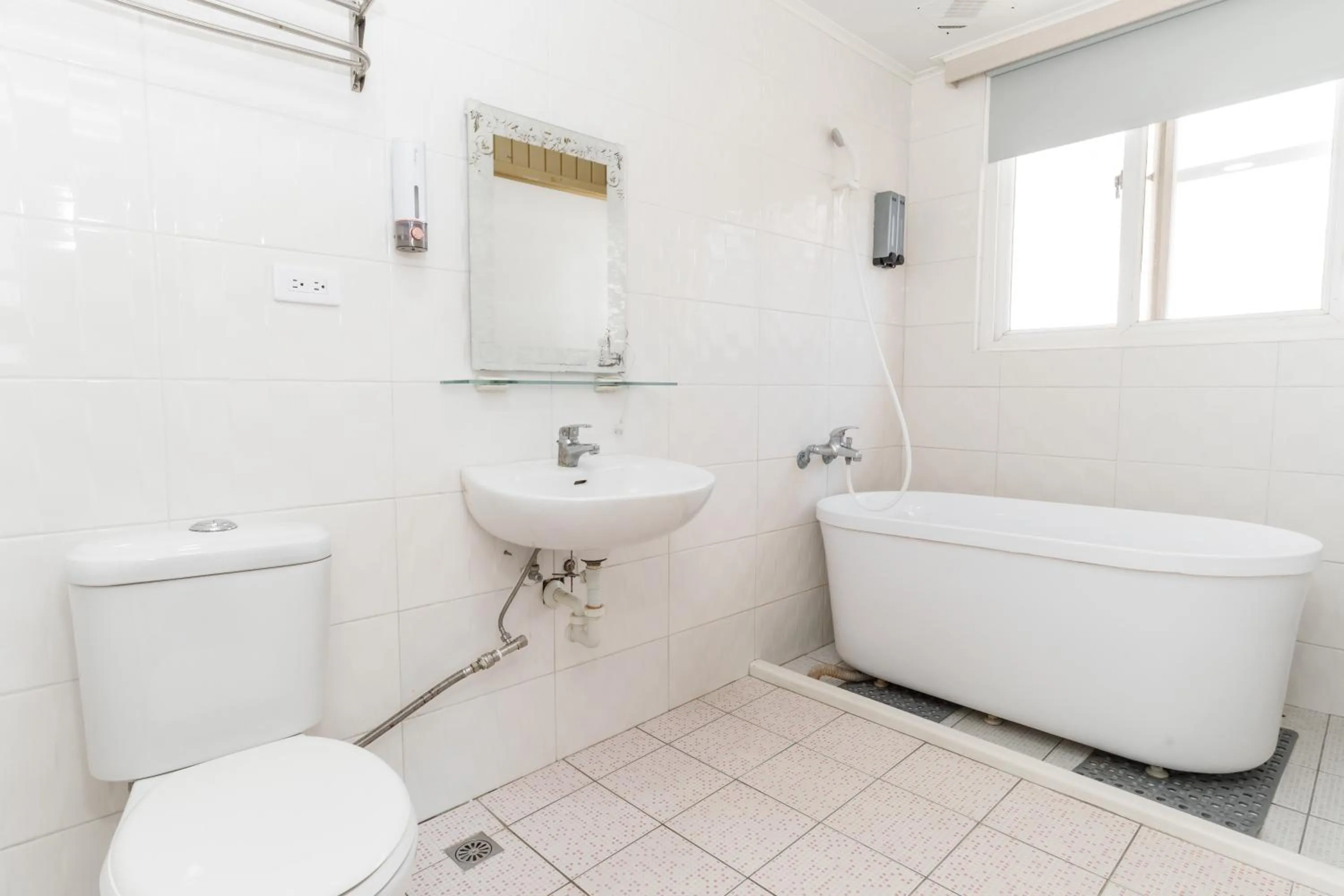 Bathroom in Love River Inn 愛河日央