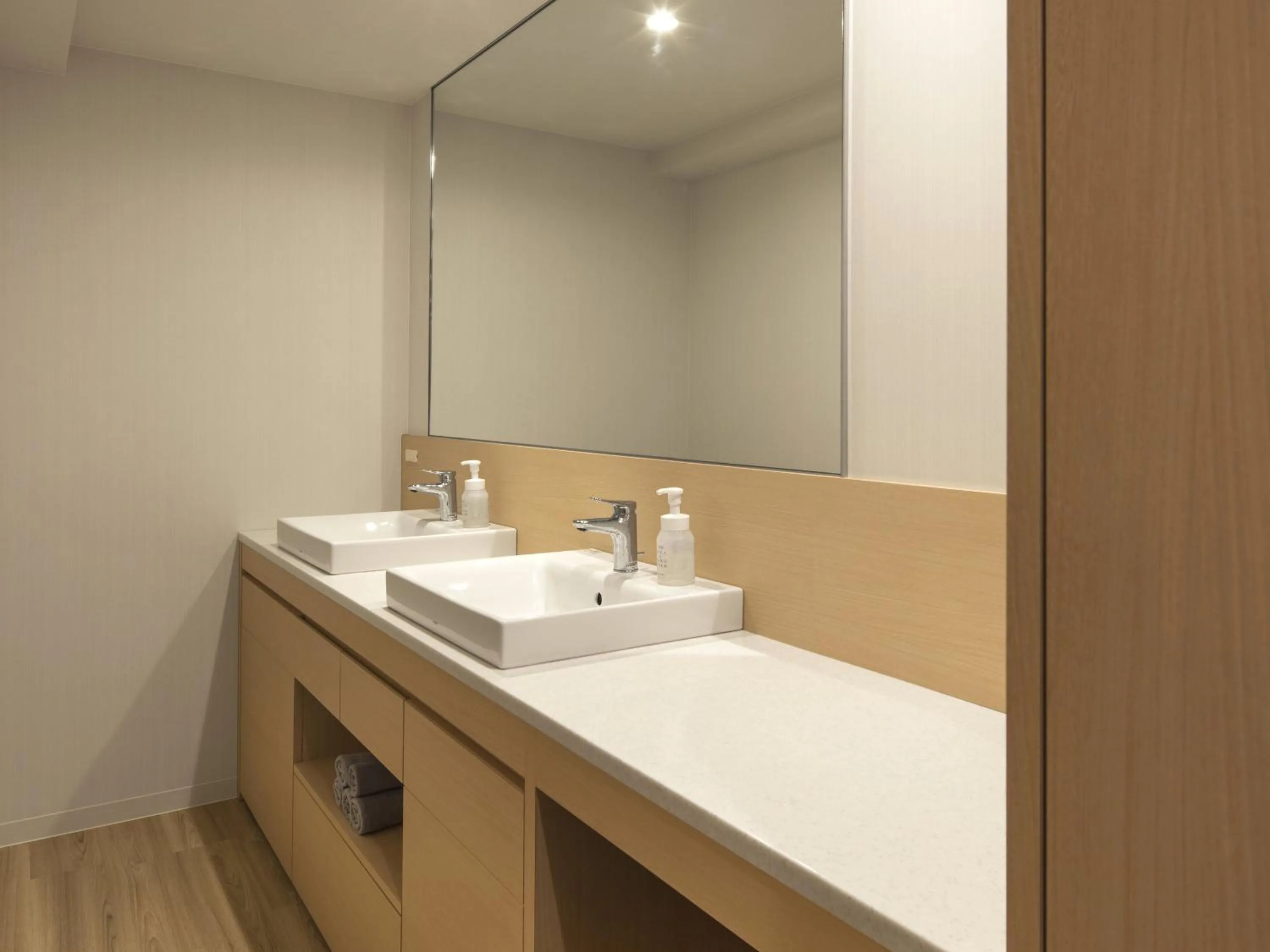 Photo of the whole room in Dai-ichi Takimotokan