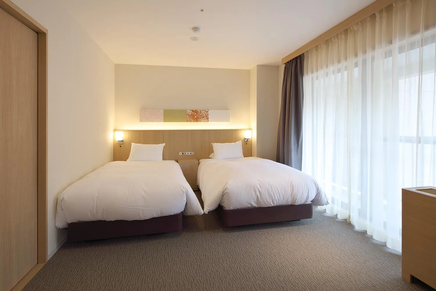 Photo of the whole room, Bed in Dai-ichi Takimotokan